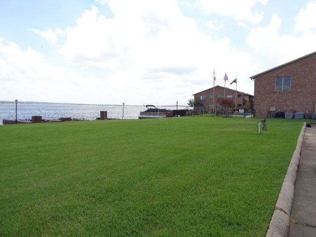 801 River Road, #104E, Montgomery, TX 77356