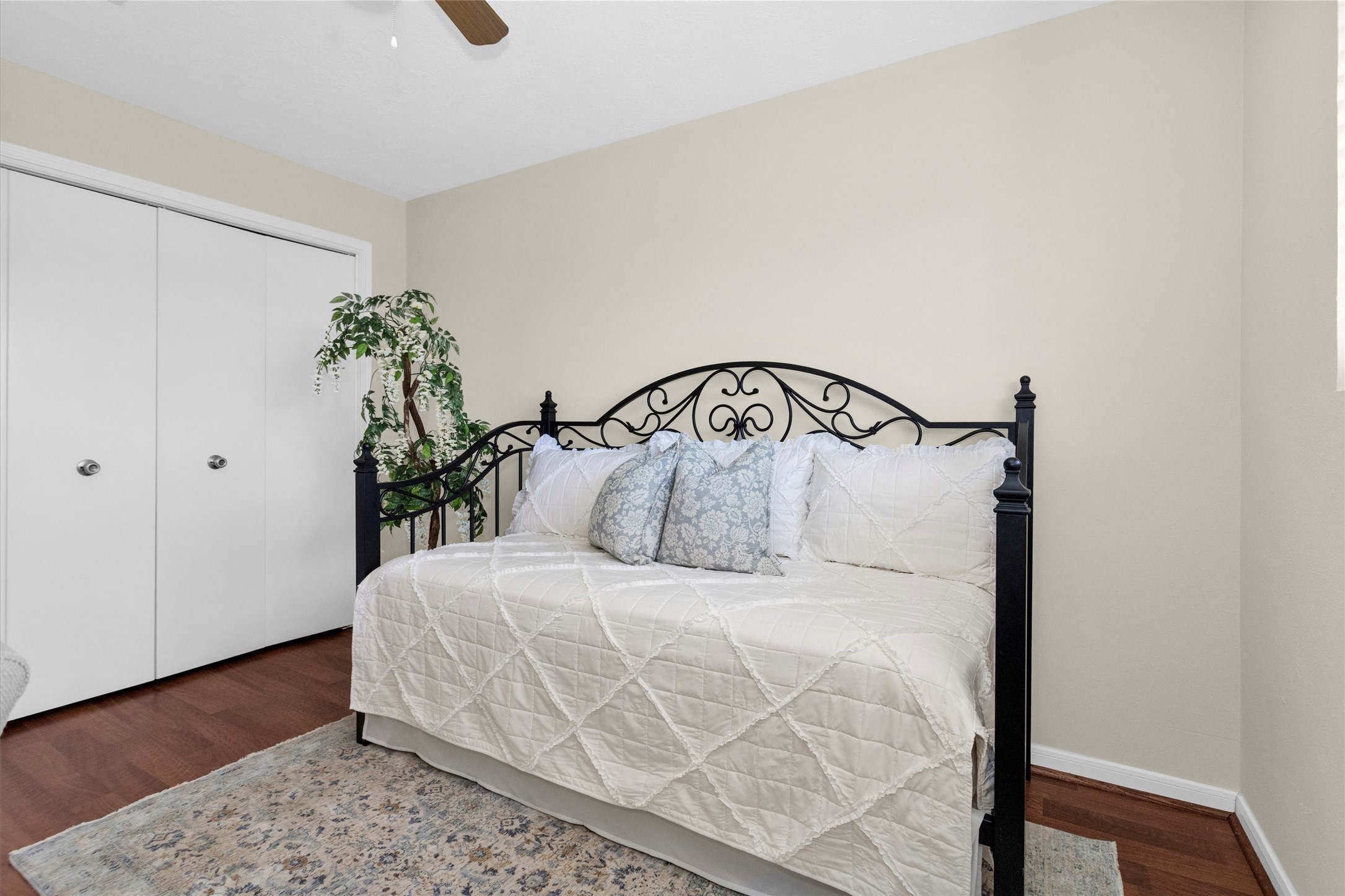 801 River Road, #104E, Montgomery, TX 77356