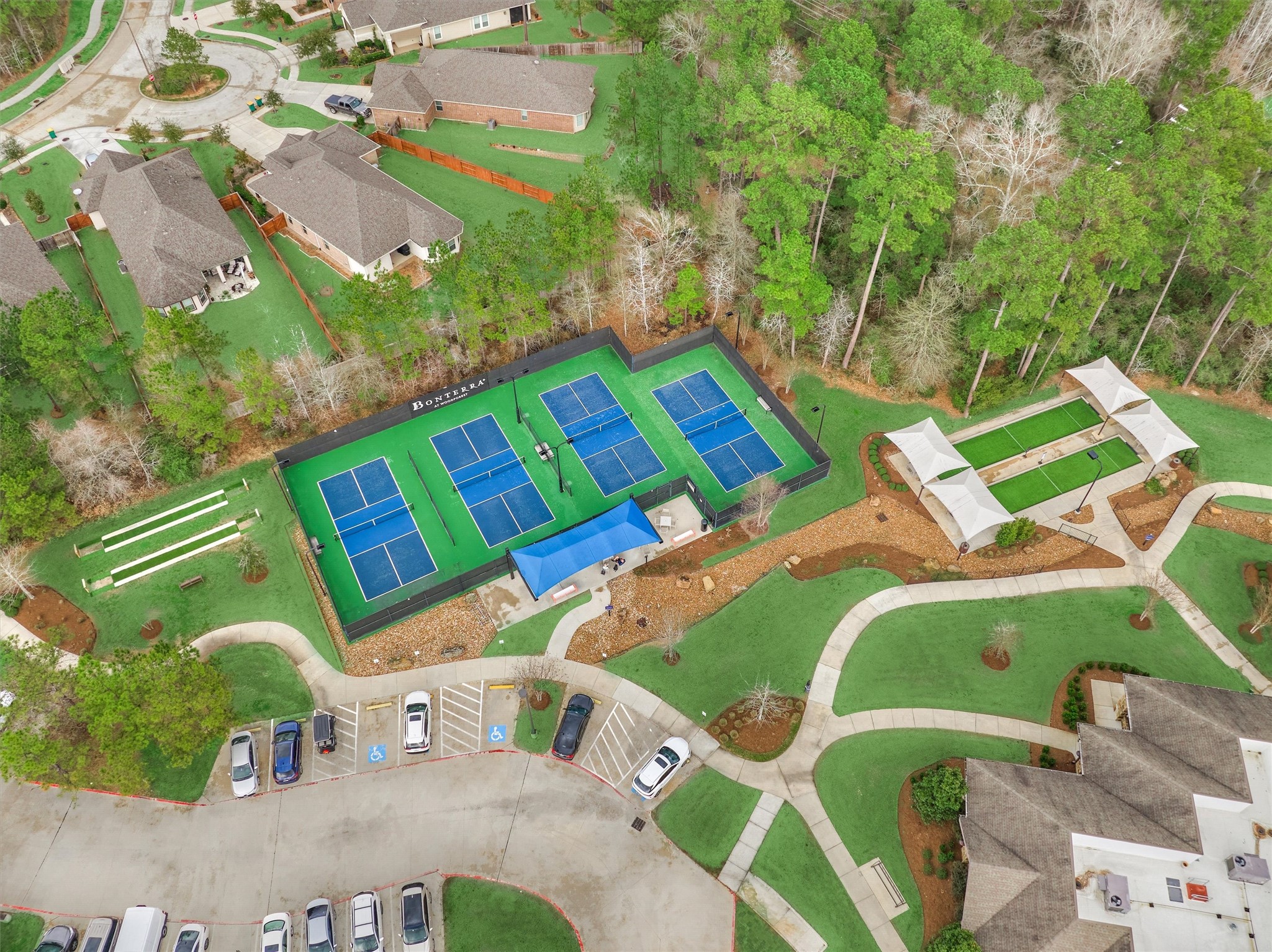 Game on at Bonterra! Stay active and social with beautifully maintained pickleball and tennis courtsjust steps from home and perfect for friendly matches, morning workouts, or sunset rallies.
