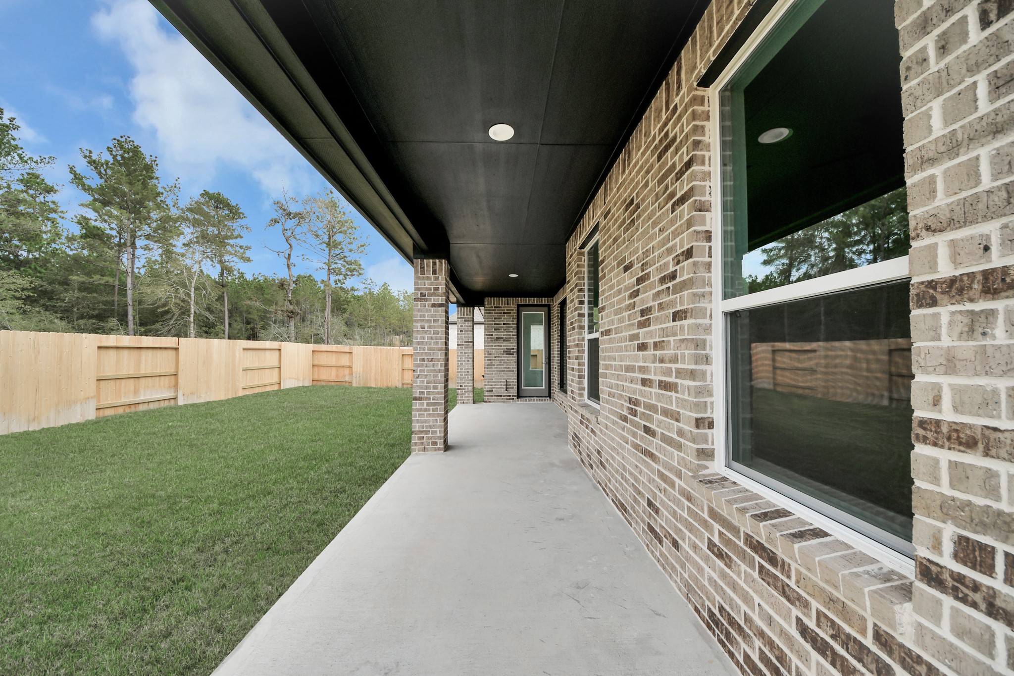 2065 Corn Thistle Way, Magnolia, TX 77355