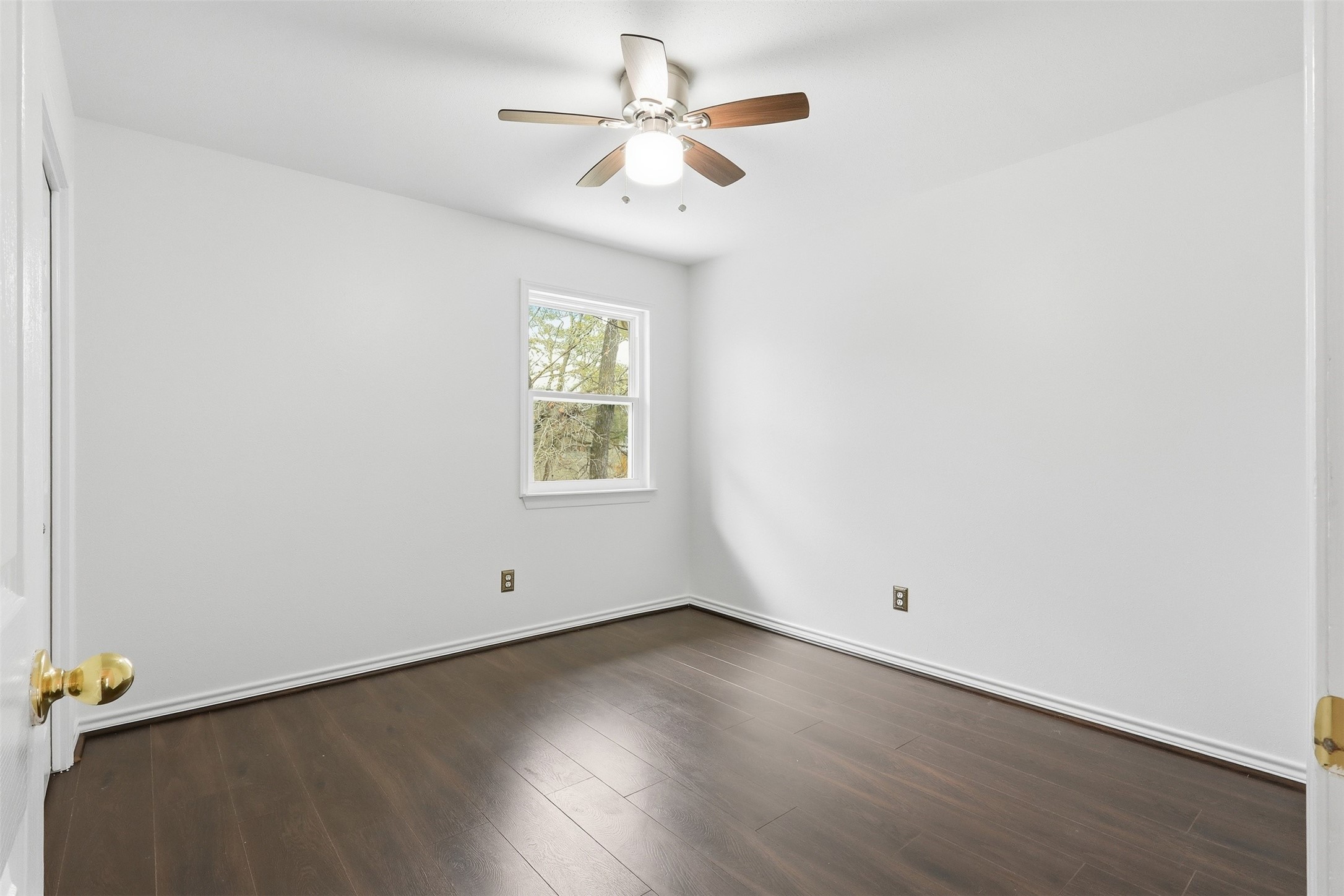 Secondary bedroom, game room, or study with plenty of privacy.