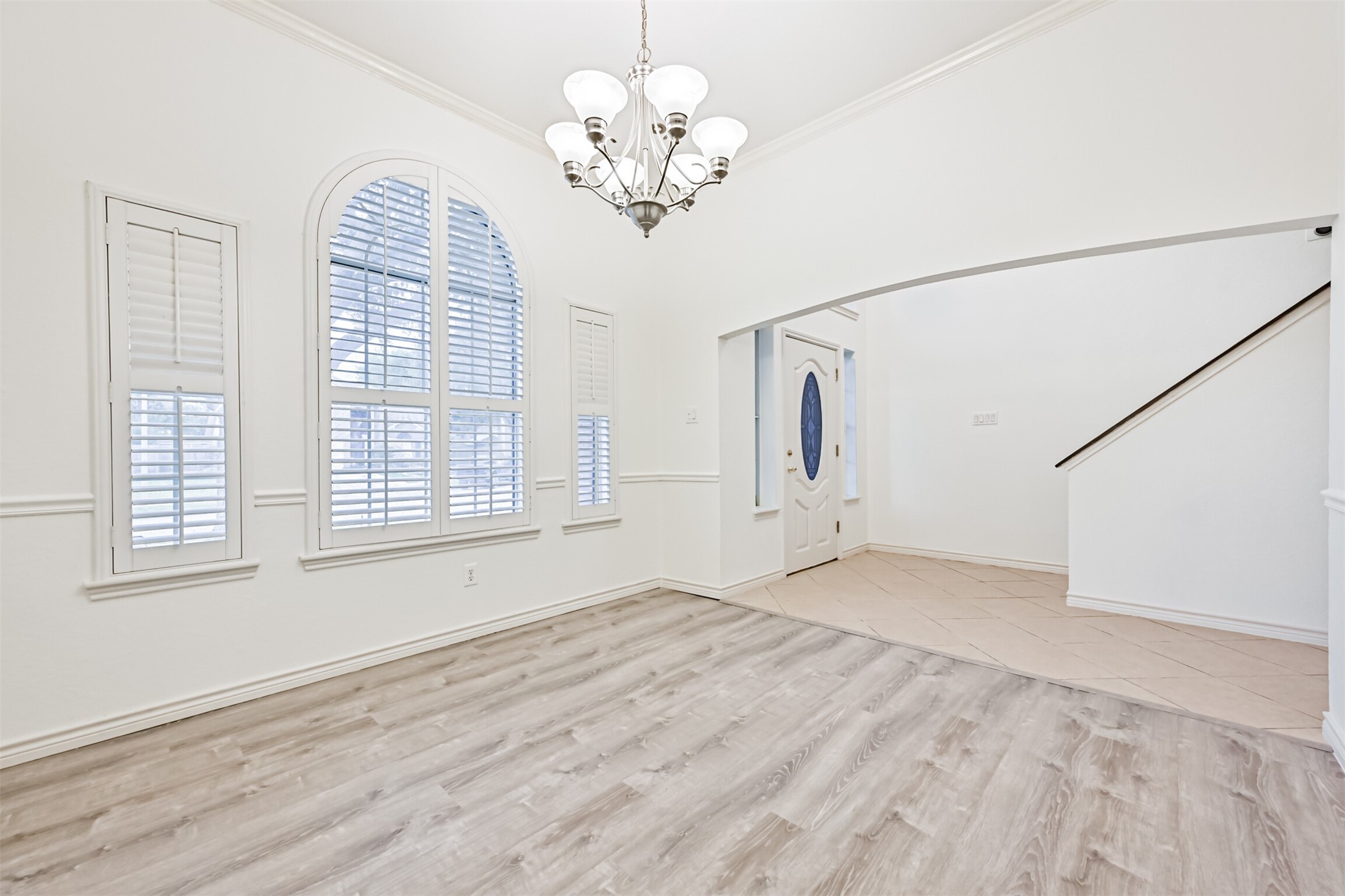 914 Chase Creek Circle, Bacliff, TX 77518