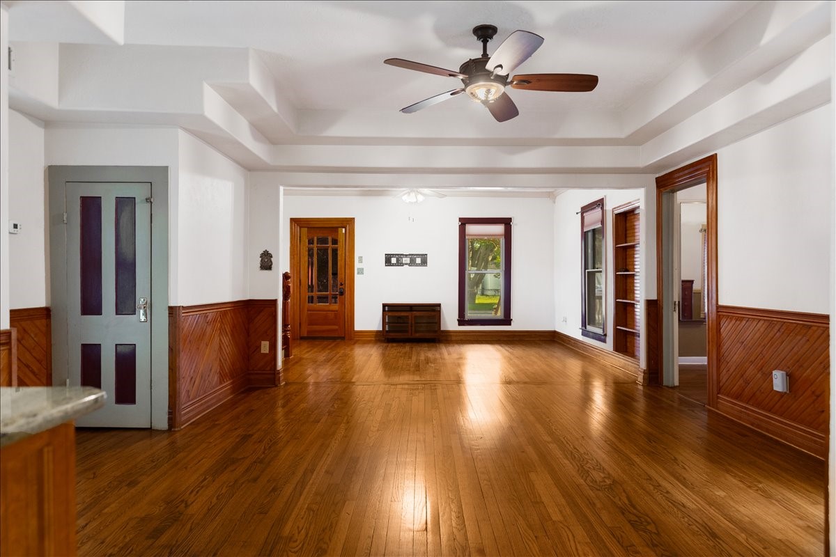 816 W Adoue Street, Alvin, TX 77511