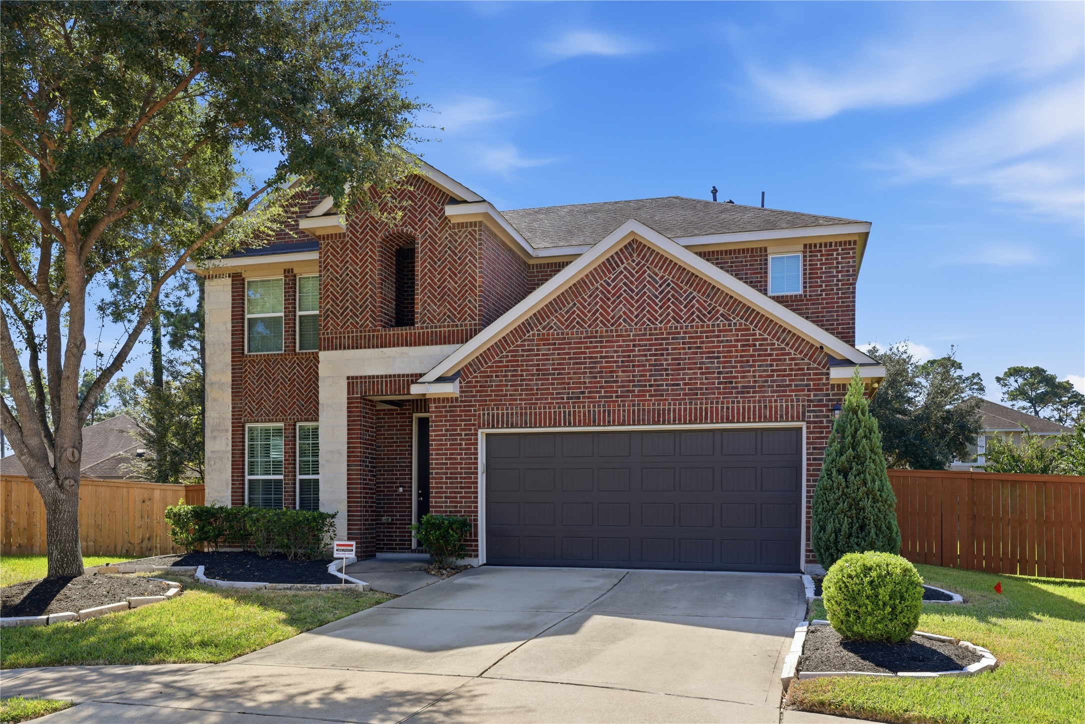 17105 Stillhouse Lake Court, Houston, TX 77044