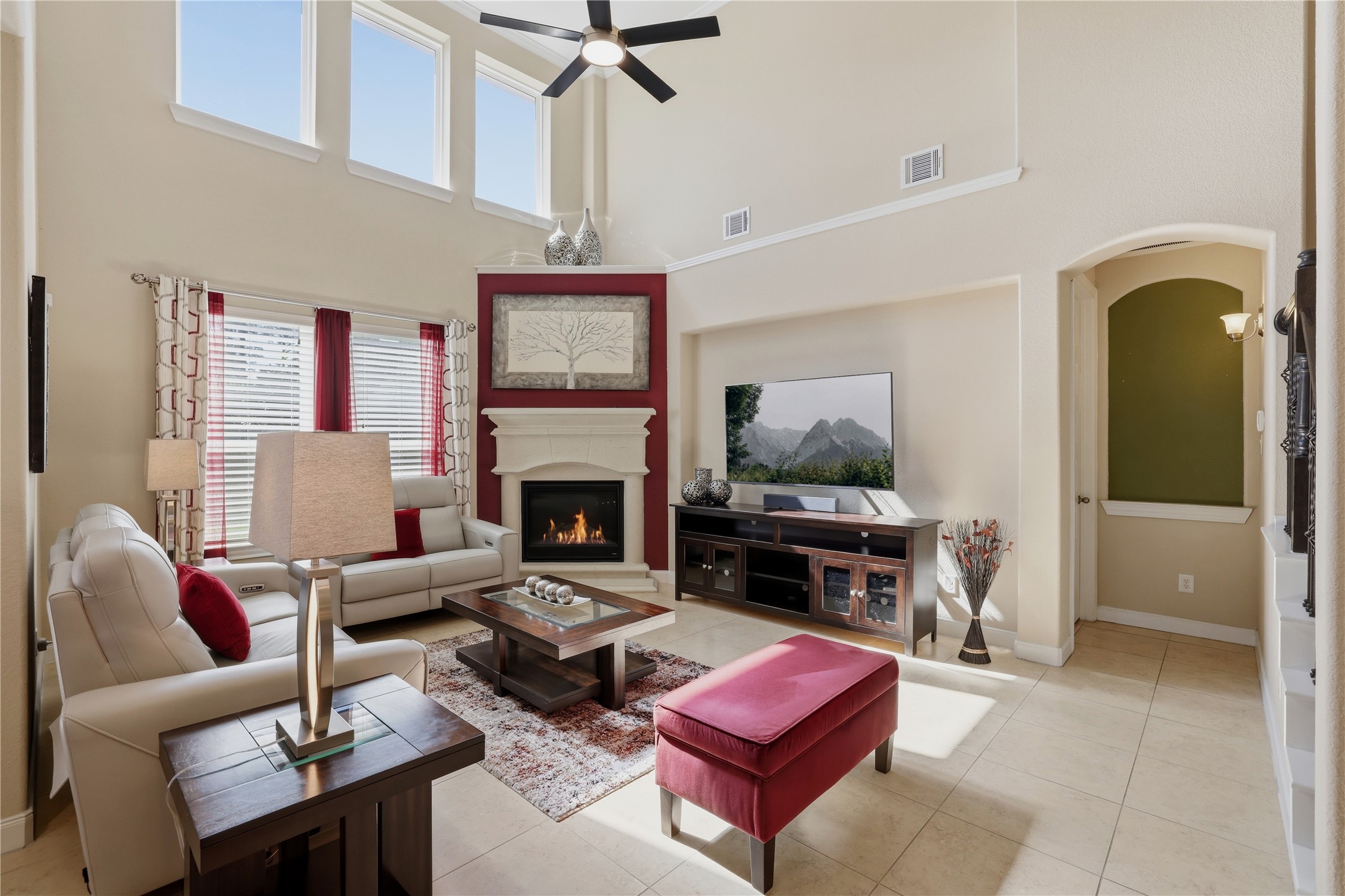 17105 Stillhouse Lake Court, Houston, TX 77044