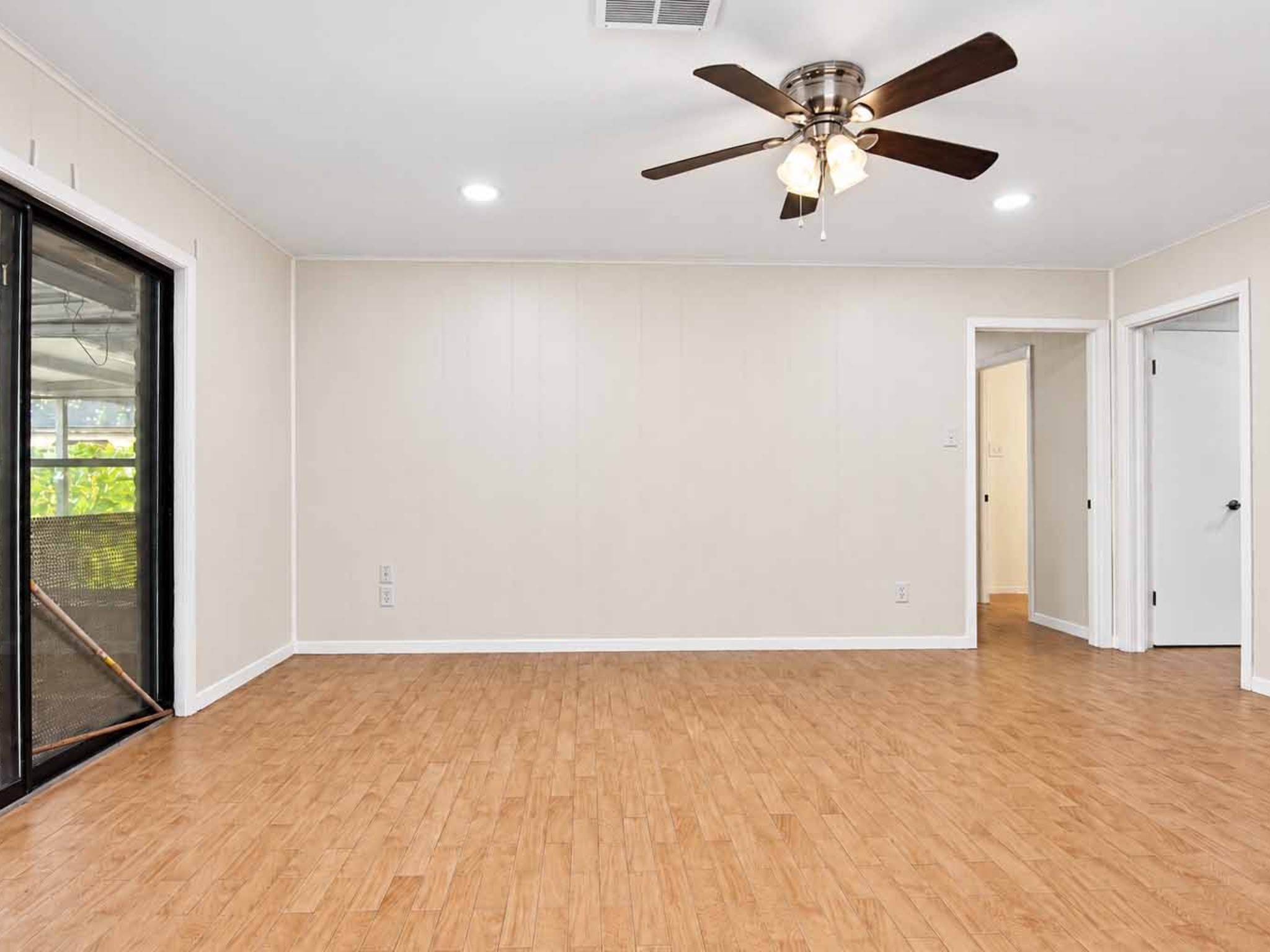 10323 Winding Trail Road, La Porte, TX 77571