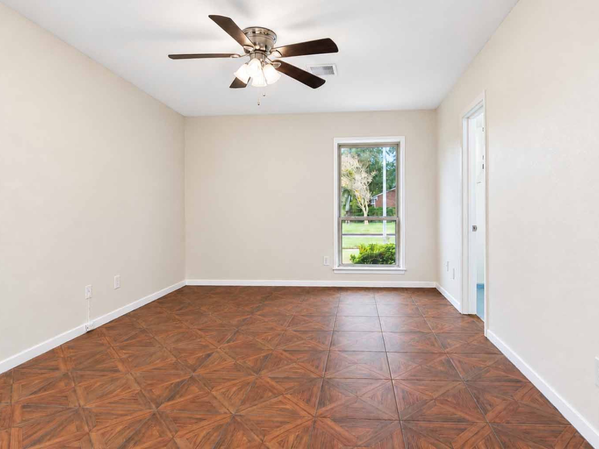 10323 Winding Trail Road, La Porte, TX 77571