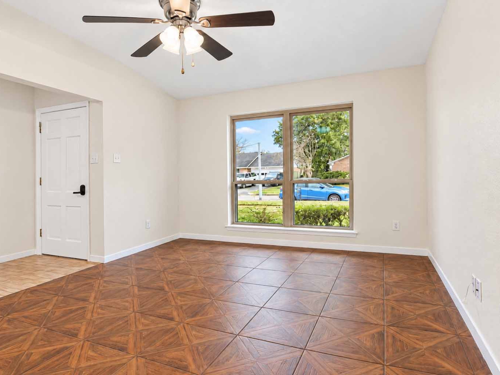 10323 Winding Trail Road, La Porte, TX 77571