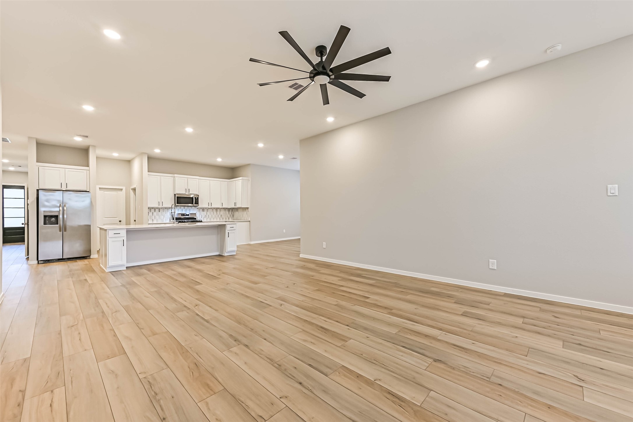 3106 Mariner Island Drive, La Marque, TX 77568