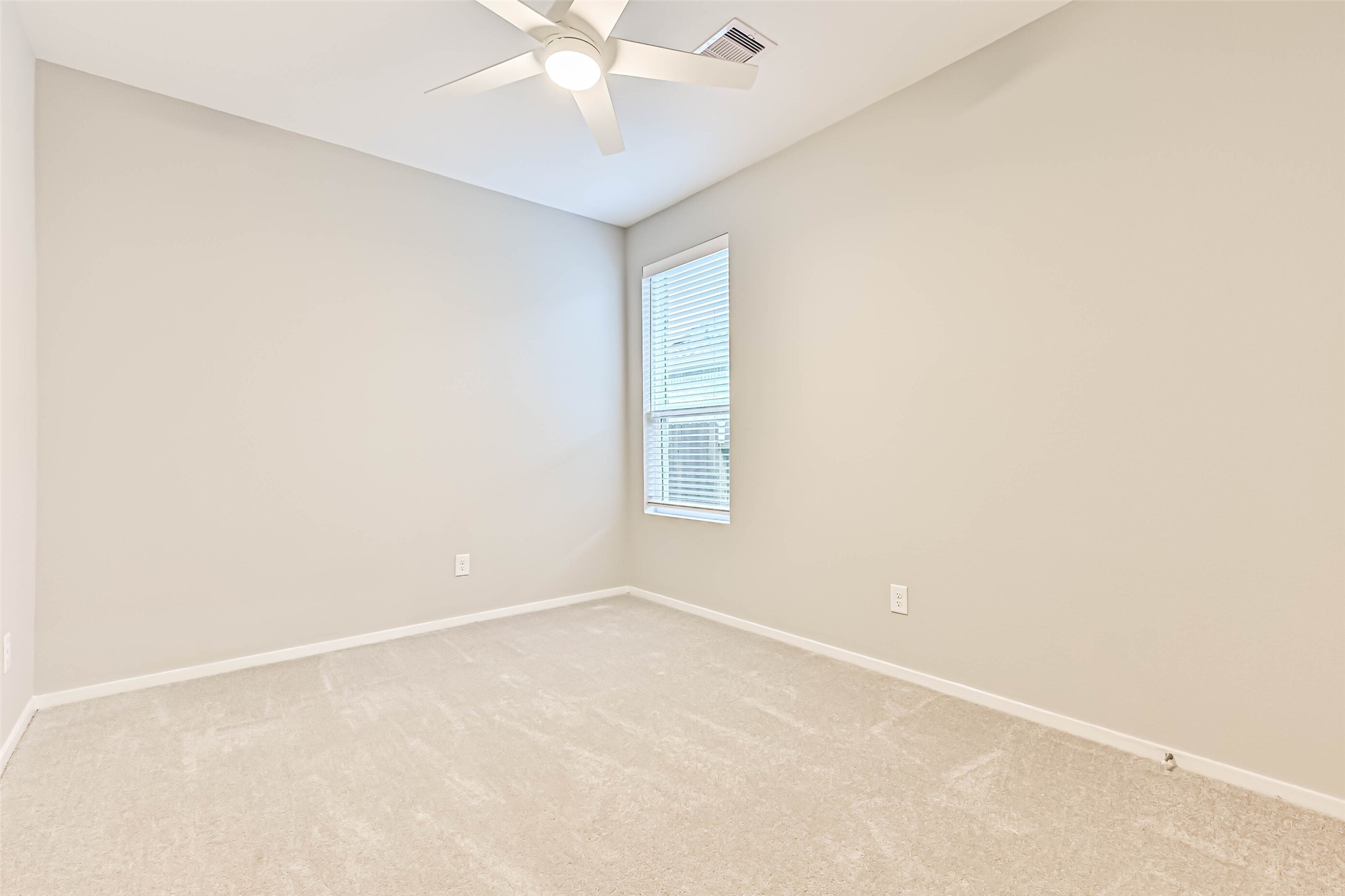 3106 Mariner Island Drive, La Marque, TX 77568