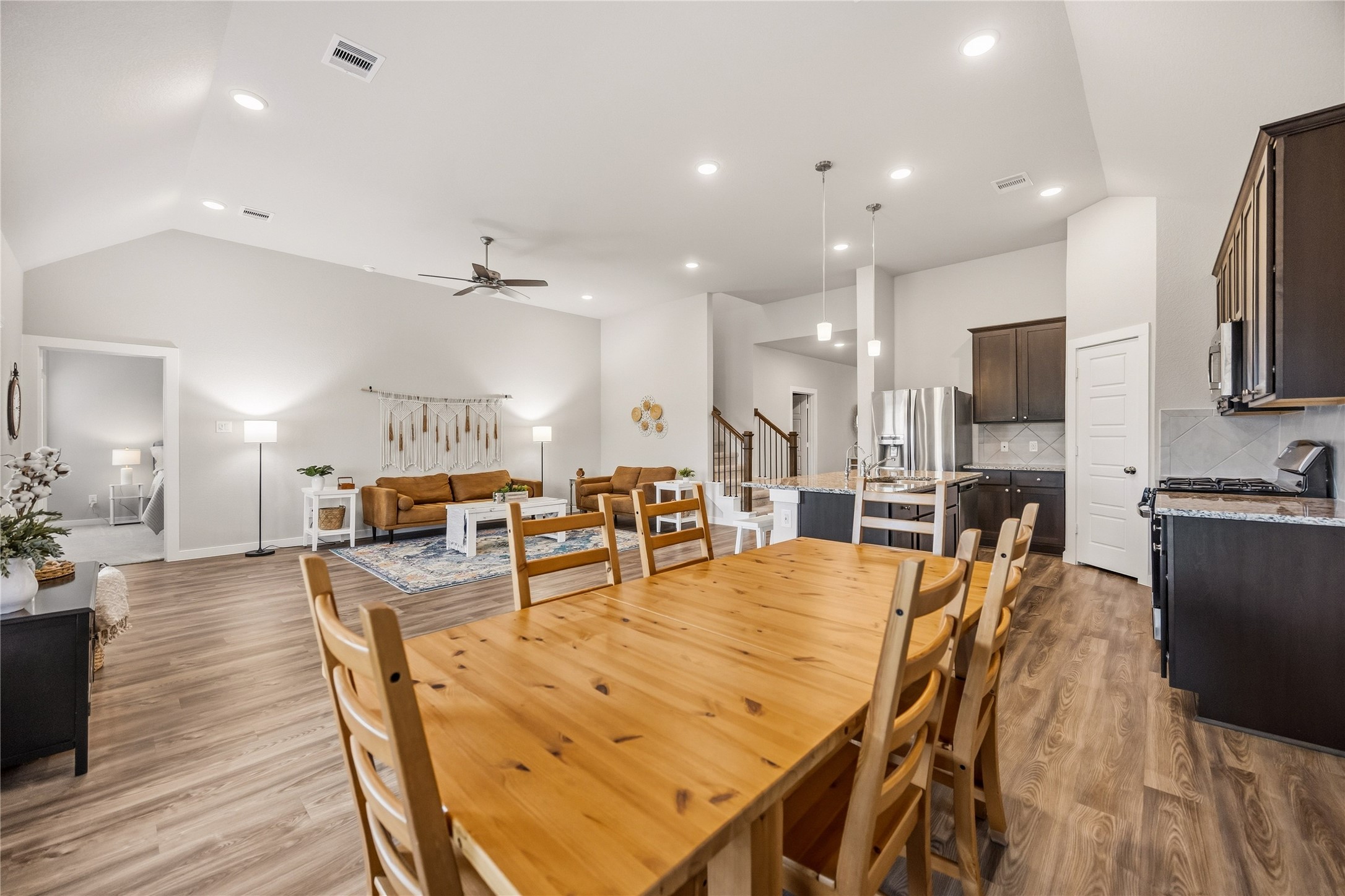 1173 Filly Creek Drive, Alvin, TX 77511