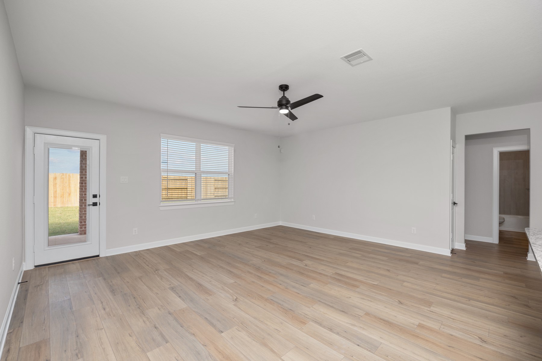 2912 Fair Wind Lane, Texas City, TX 77510