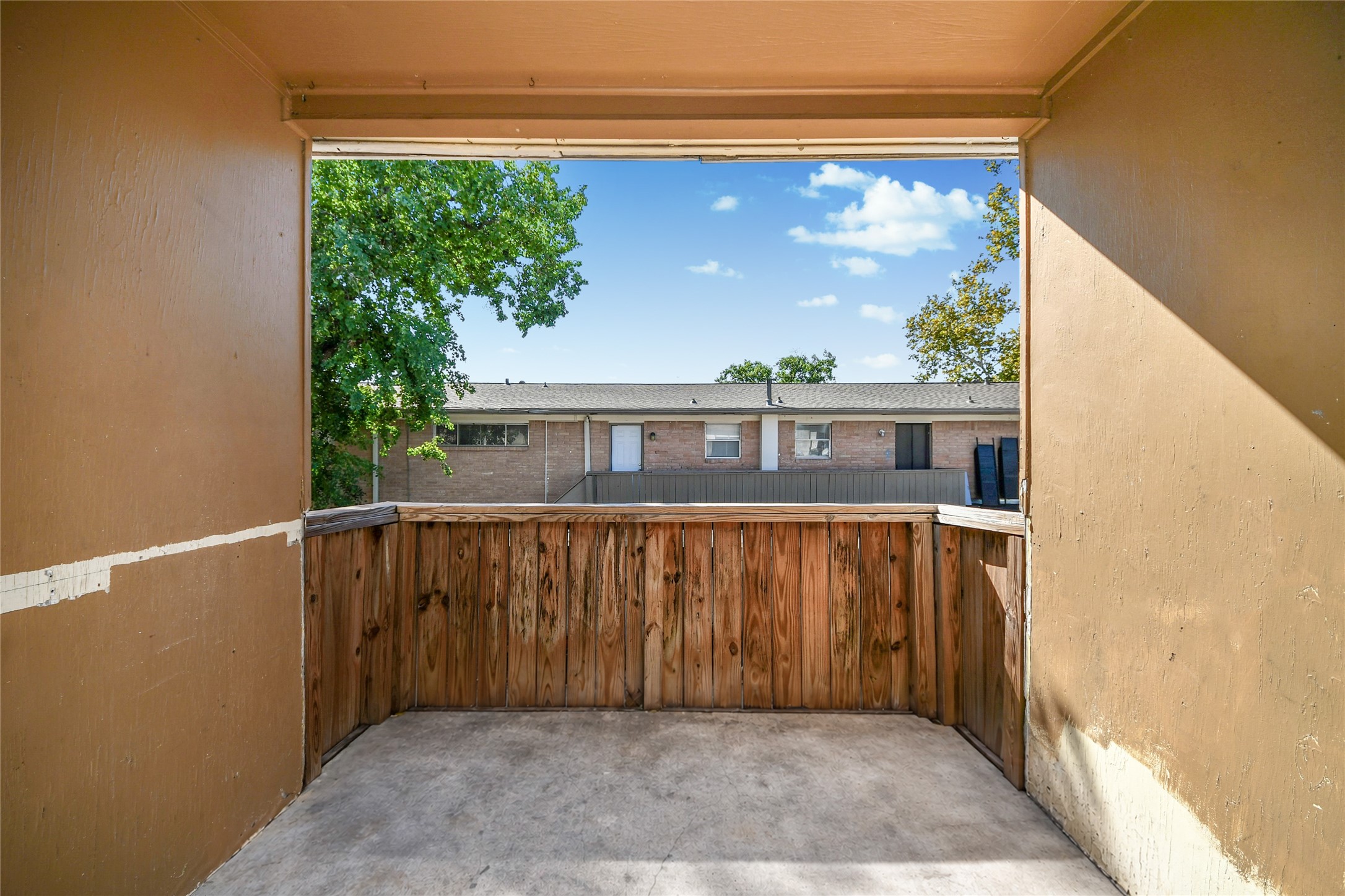 1240 Shadowdale Drive, #14, Houston, TX 77043