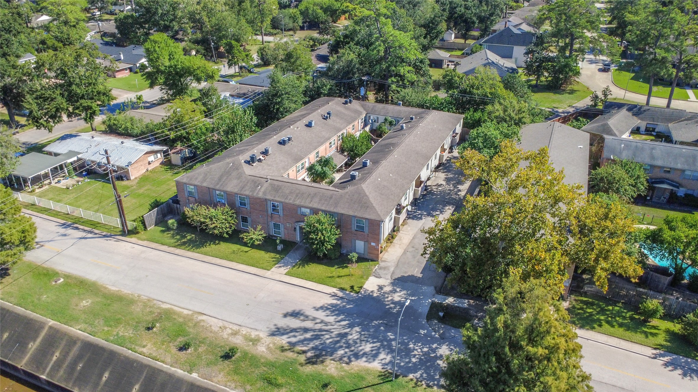 1240 Shadowdale Drive, #14, Houston, TX 77043 1240 Shadowdale Drive, #14, Houston, TX 77043