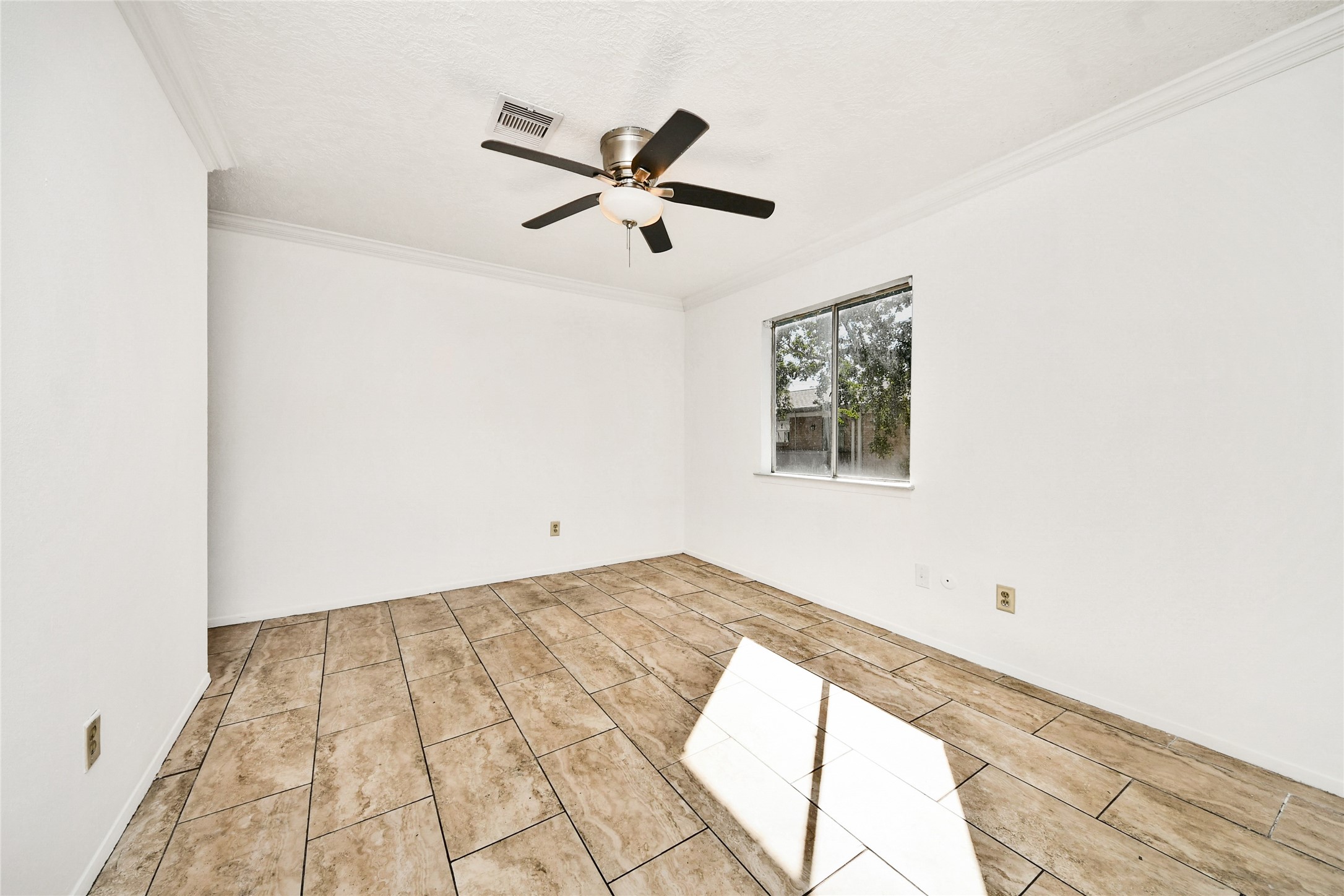 1240 Shadowdale Drive, #14, Houston, TX 77043