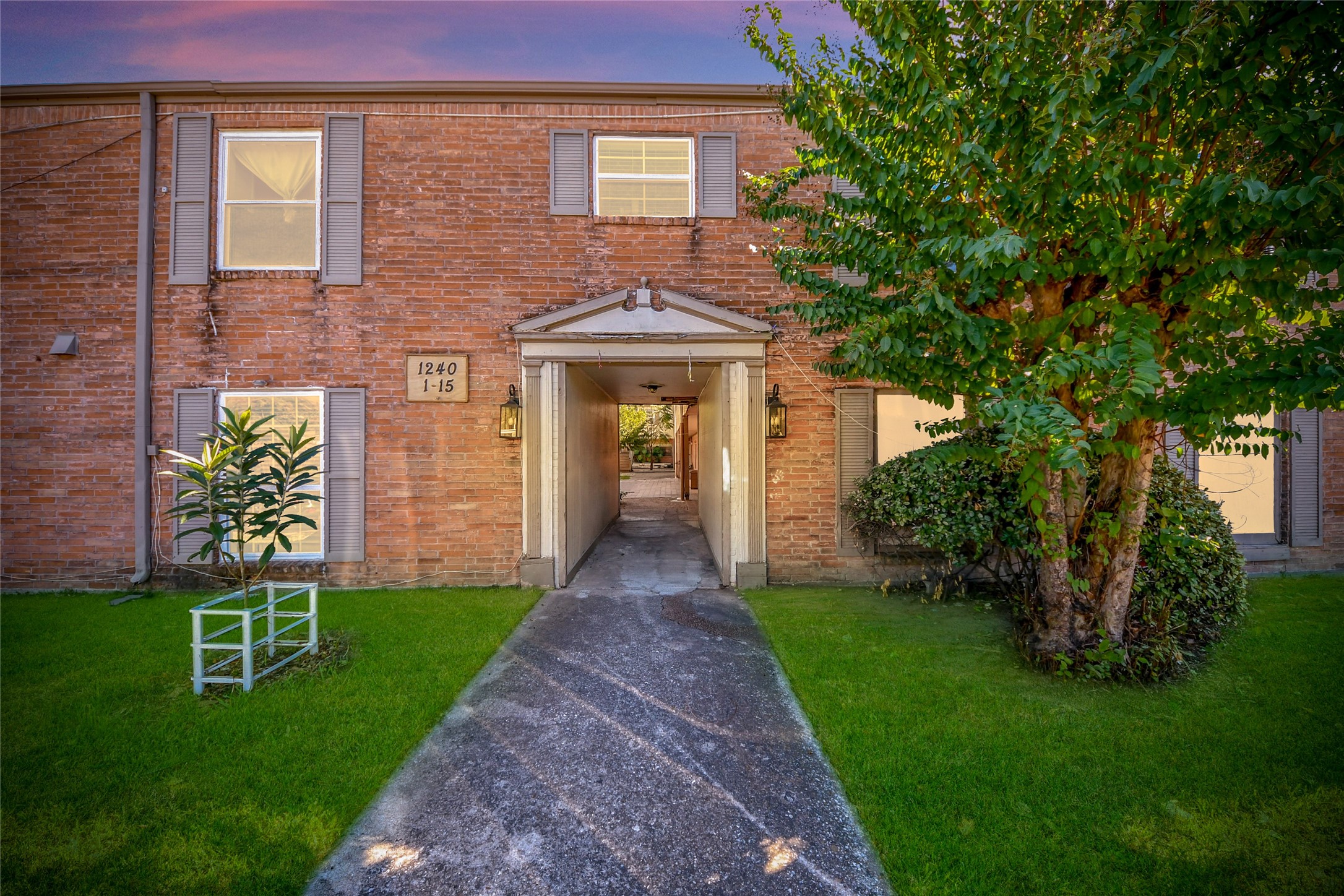1240 Shadowdale Drive, #14, Houston, TX 77043 1240 Shadowdale Drive, #14, Houston, TX 77043