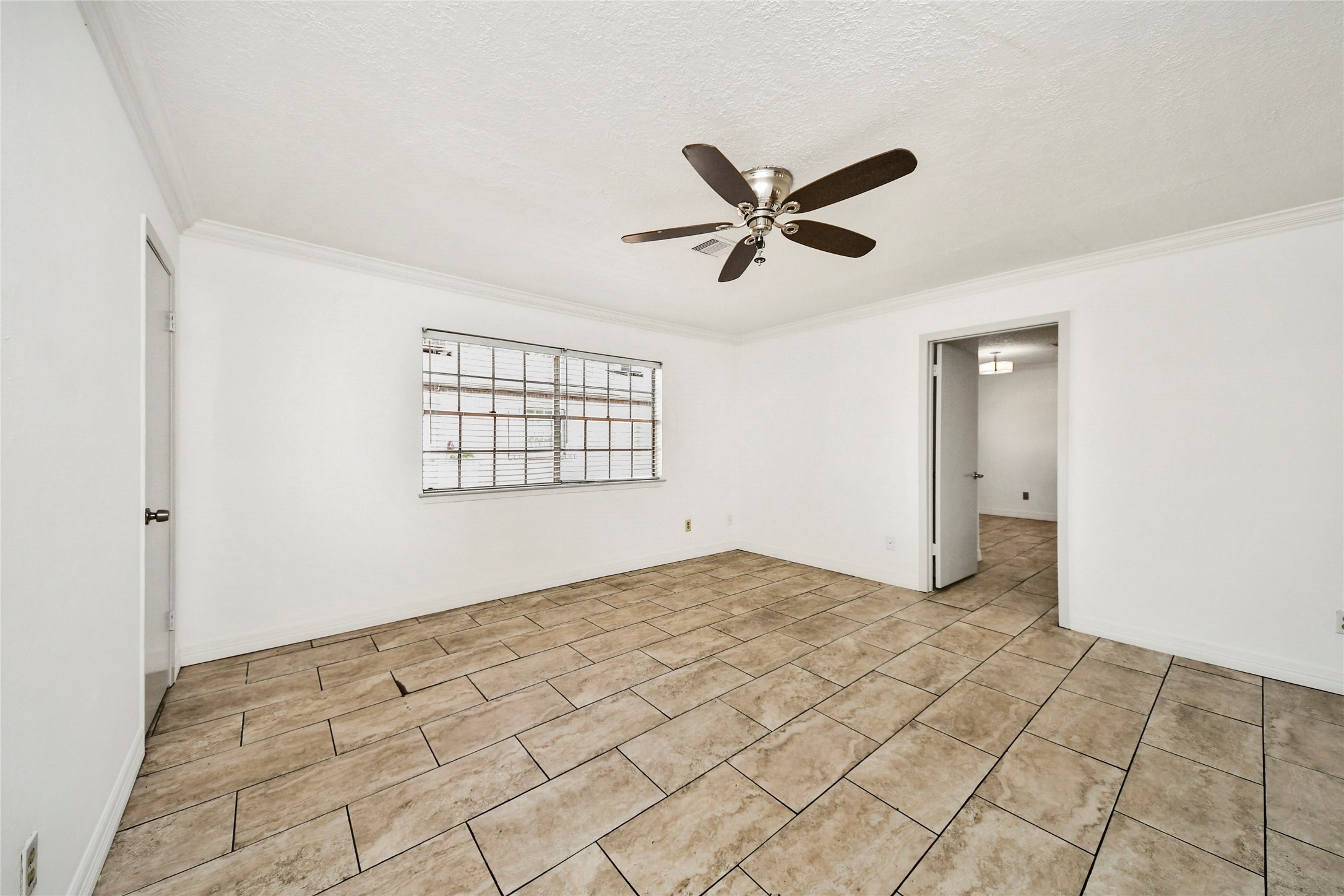 1240 Shadowdale Drive, #14, Houston, TX 77043