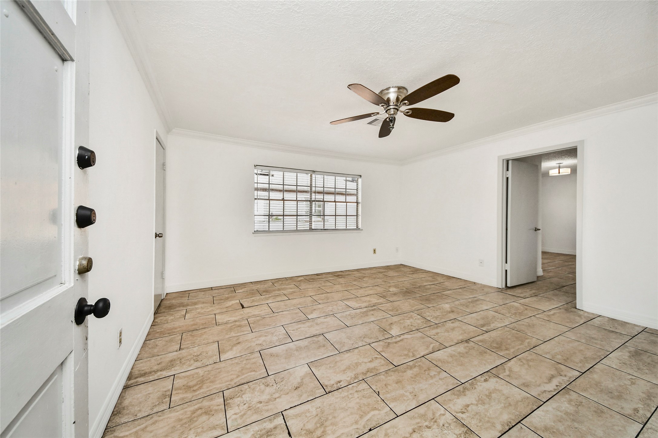 1240 Shadowdale Drive, #14, Houston, TX 77043