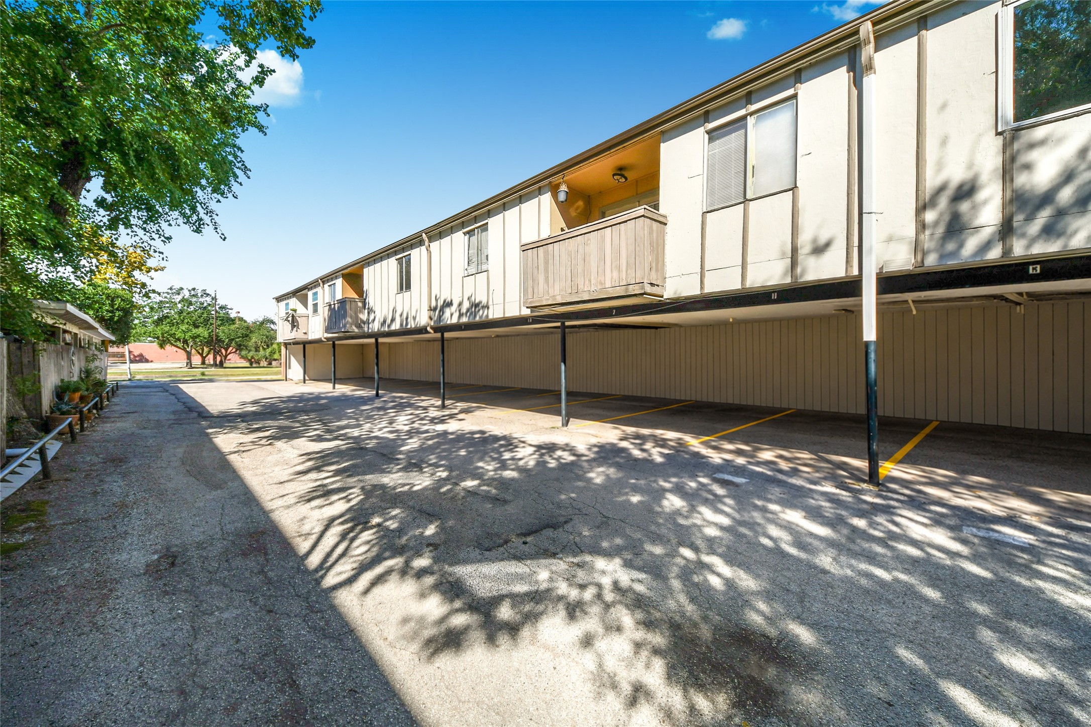 1240 Shadowdale Drive, #14, Houston, TX 77043