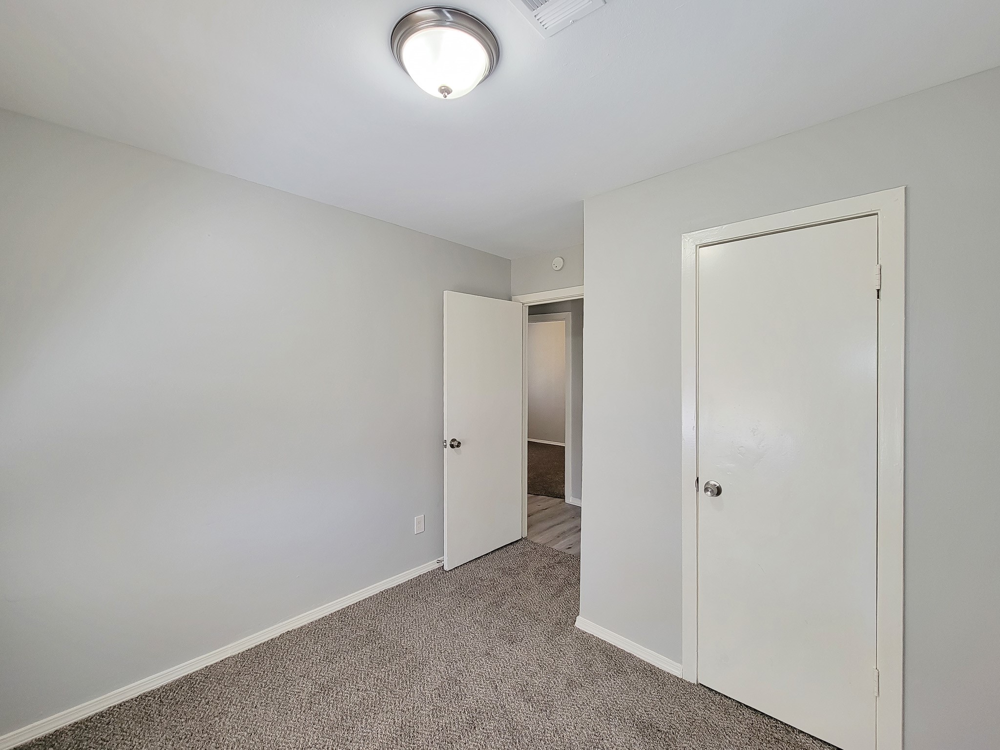 5007 Caplin Street, Houston, TX 77026