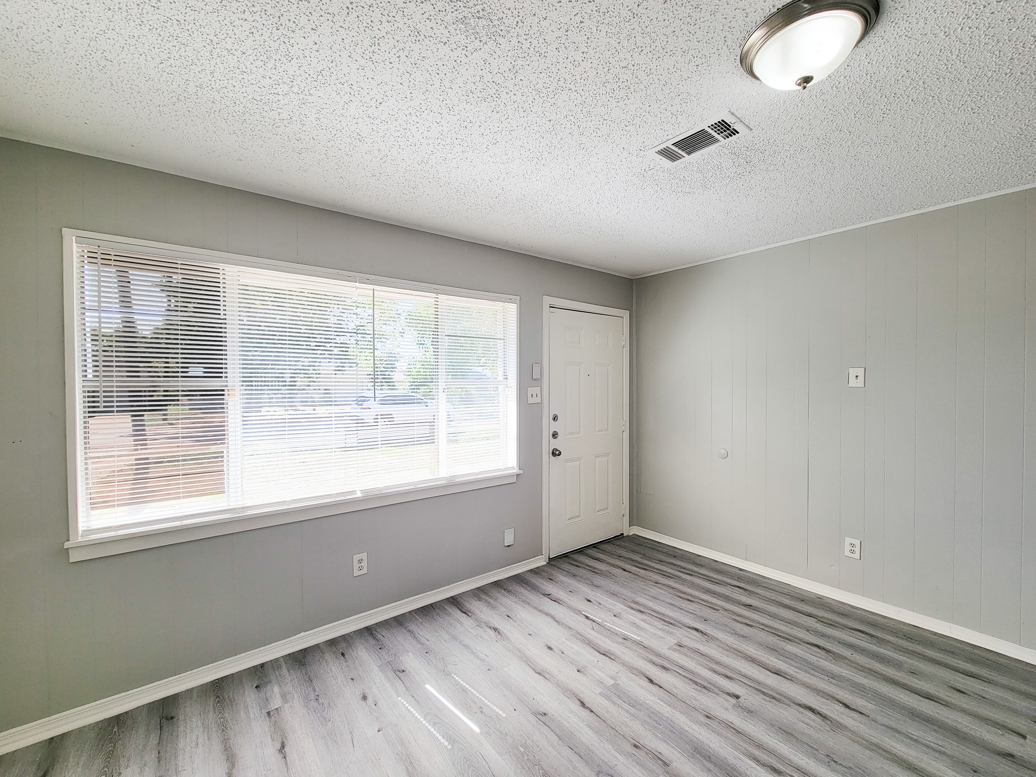 5007 Caplin Street, Houston, TX 77026
