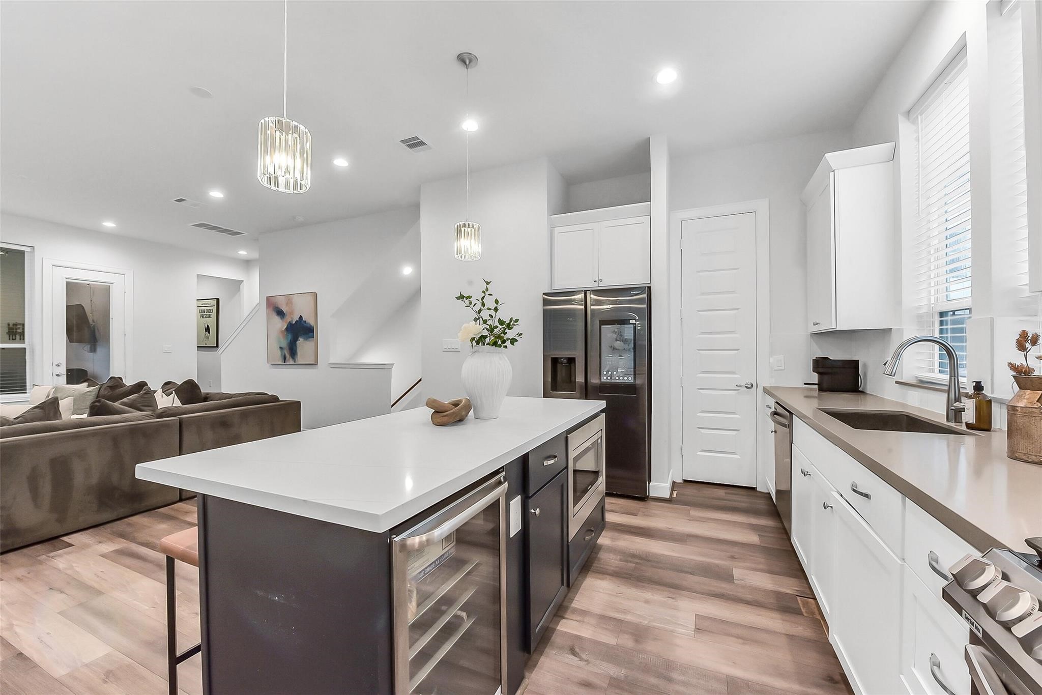 2804 Grand Fountains Drive, #D, Houston, TX 77054