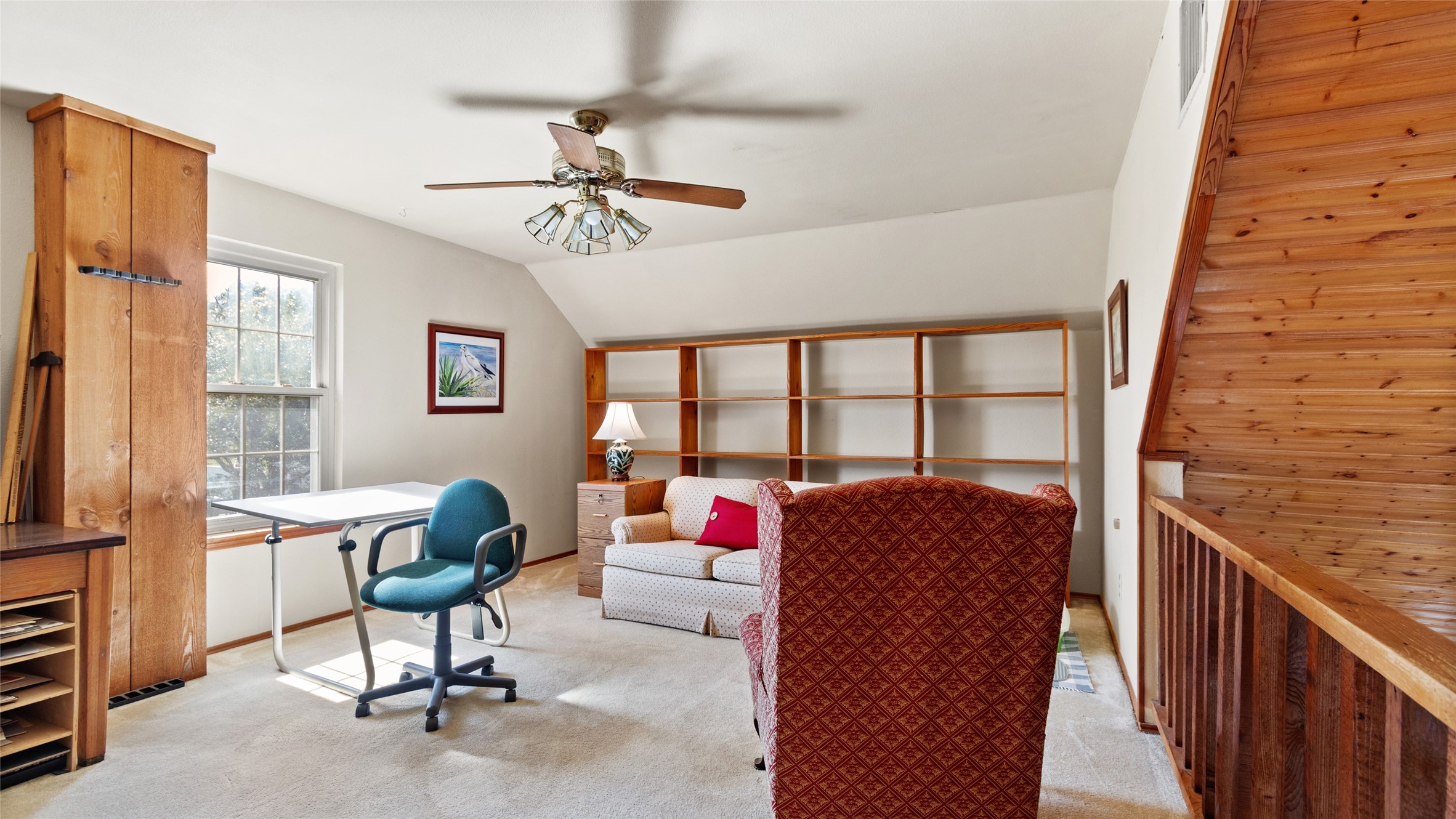 Loft Area with great Natural Light and space!