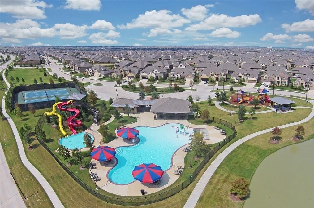 One of CR's 11 pools, like a water-park!
