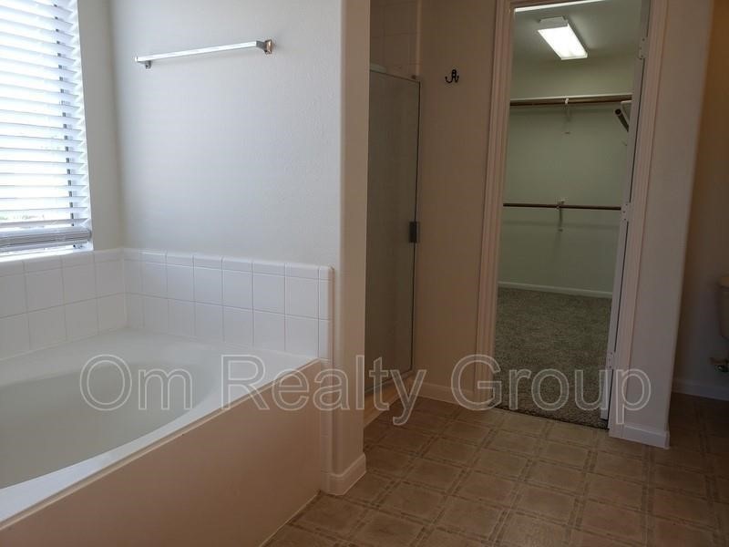 6655 Stonefort Ct, Katy, TX 77449