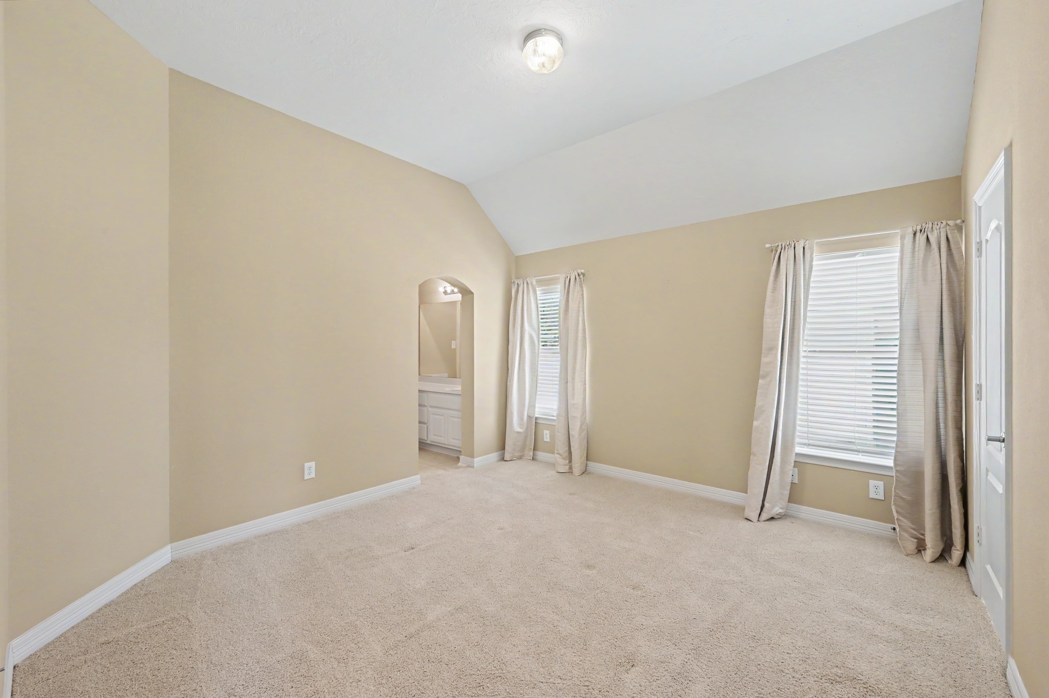 Upstairs bedroom 3