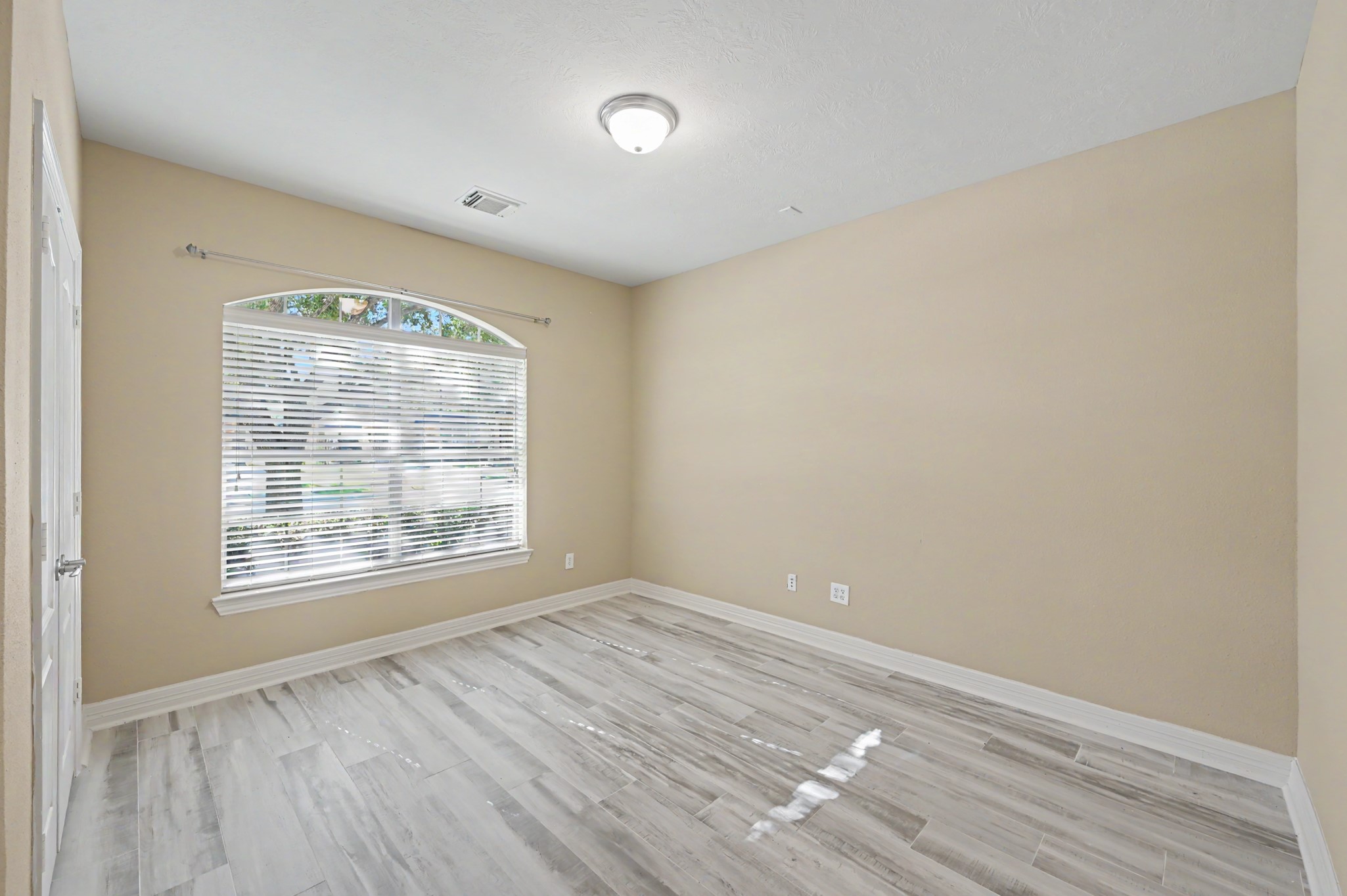 Downstairs guest bedroom