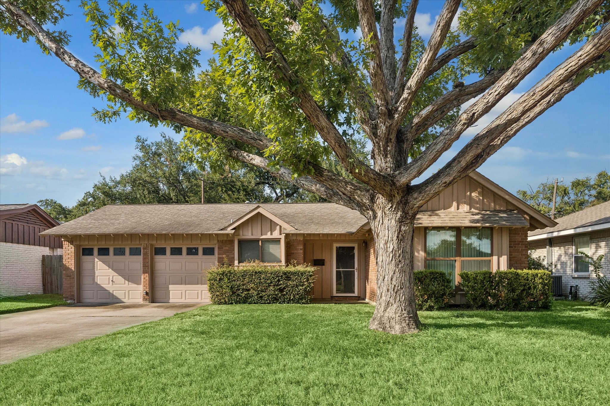 5306 Lamonte Lane, Houston, TX 77092 5306 Lamonte Lane, Houston, TX 77092