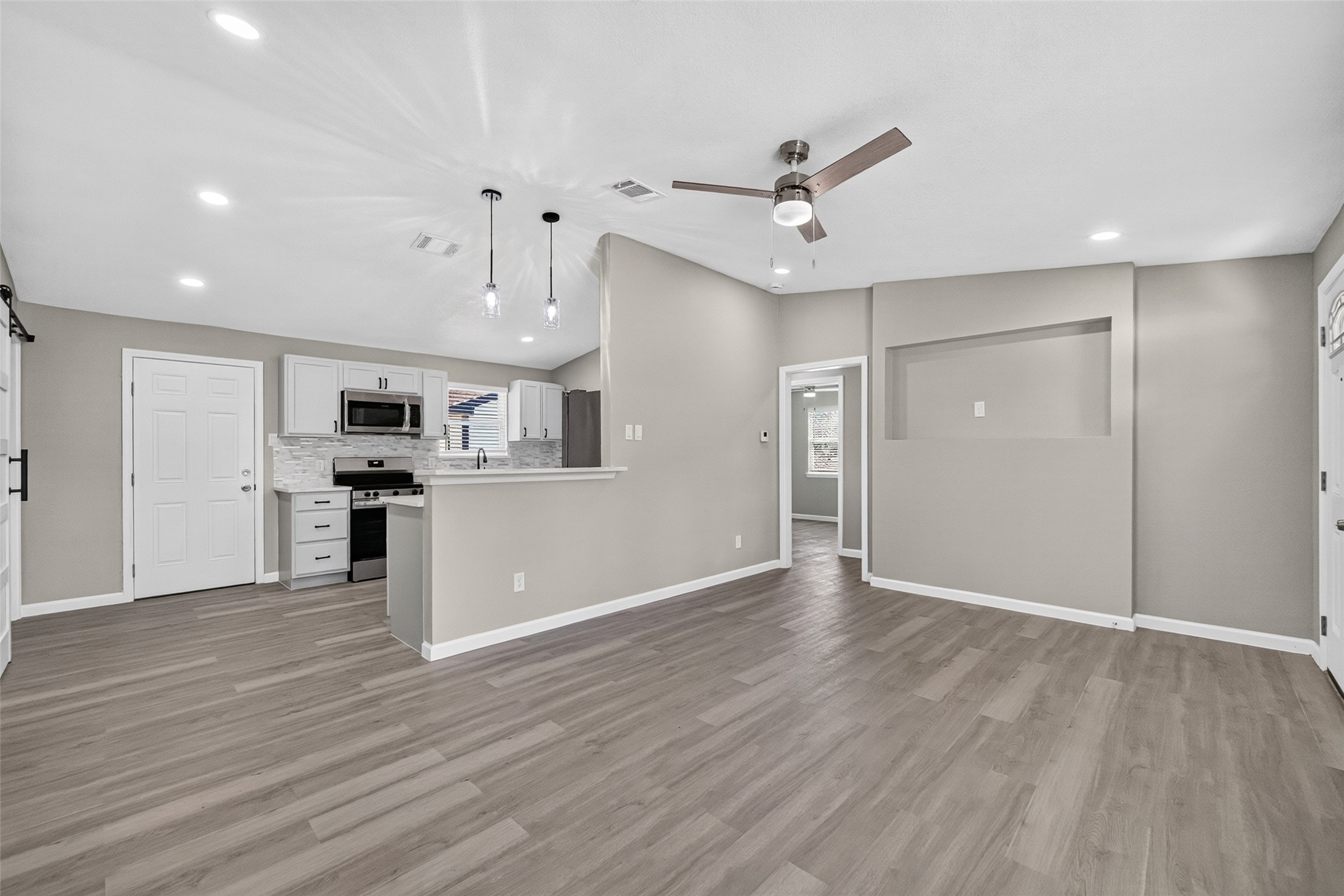 1302 Appomattox Drive, Texas City, TX 77591
