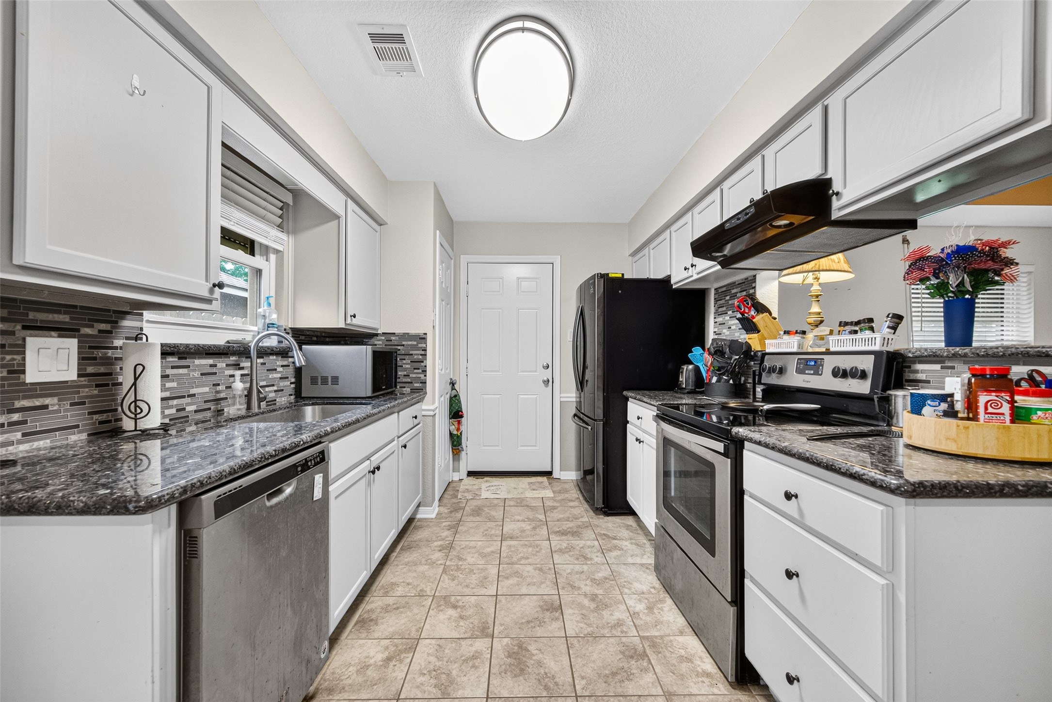 2316 29th Avenue N, Texas City, TX 77590