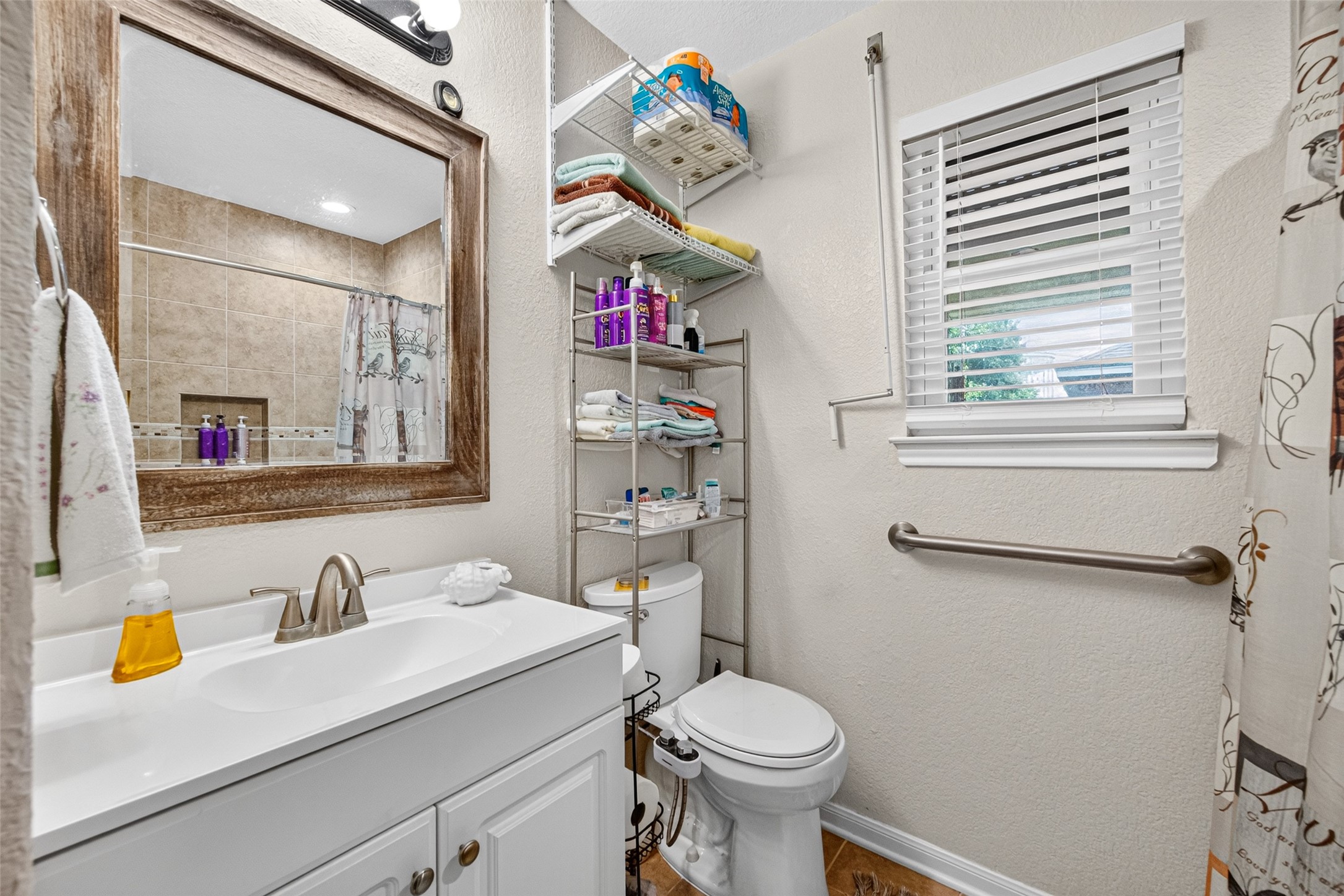 2316 29th Avenue N, Texas City, TX 77590