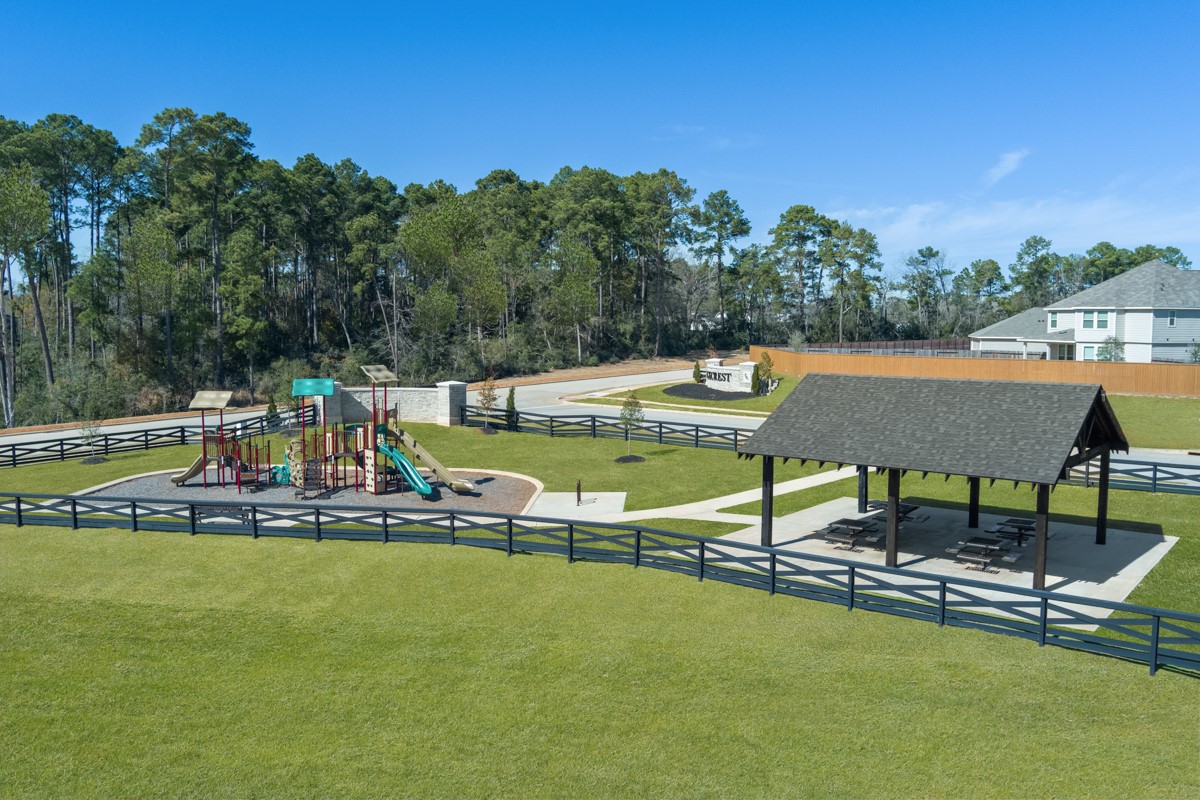 Sagecrest Amenities