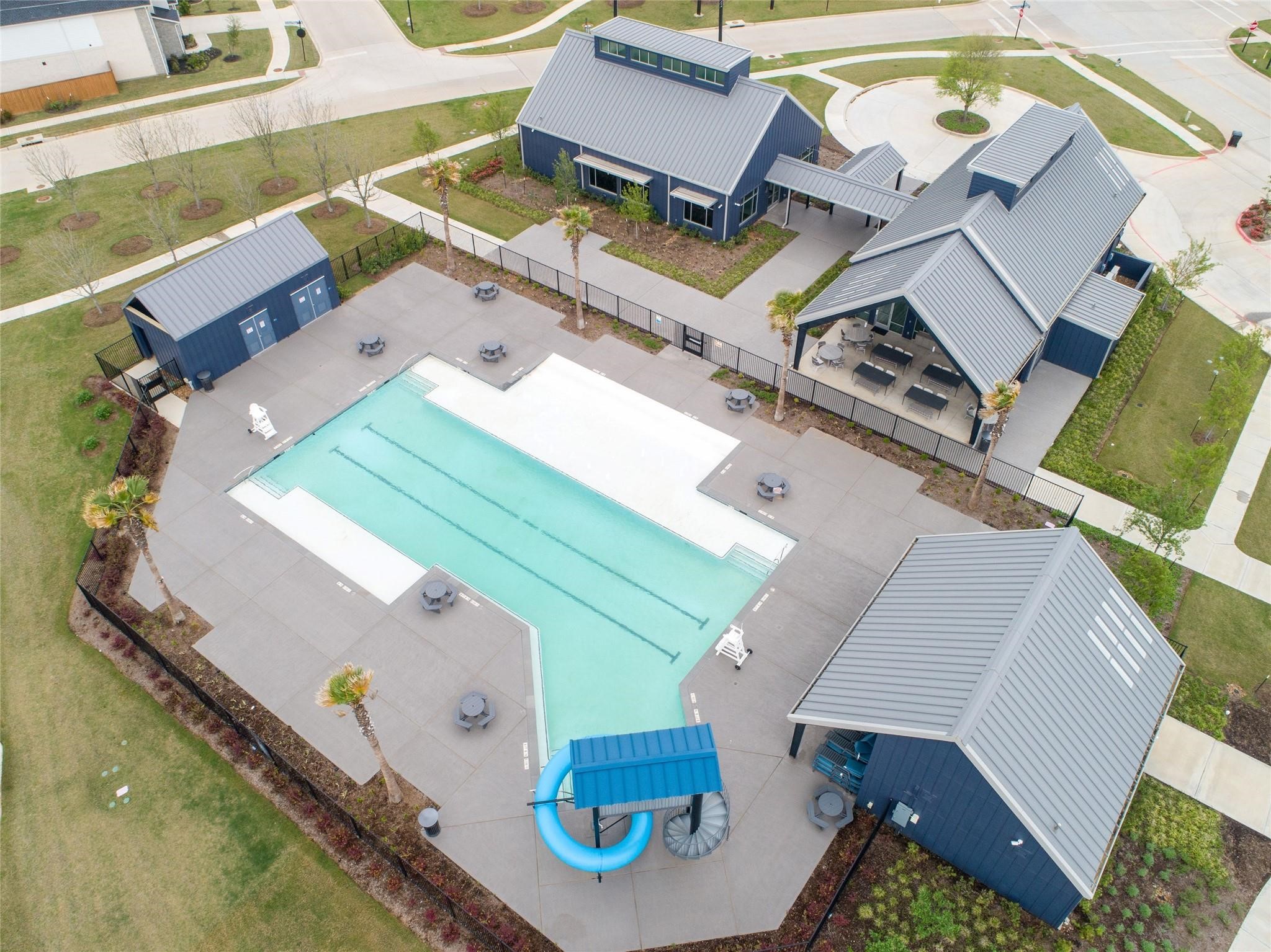 32018 Crested Knoll Court, Fulshear, TX 77441
