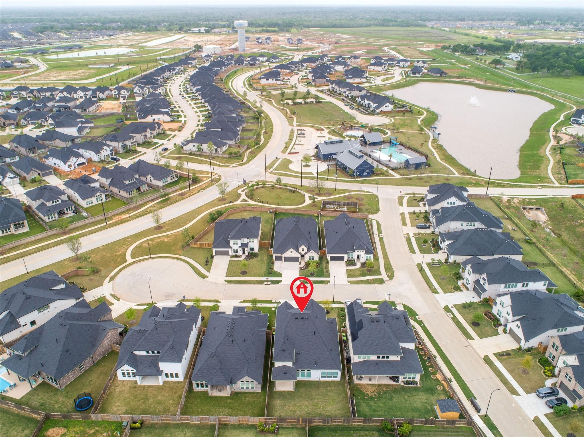32018 Crested Knoll Court, Fulshear, TX 77441