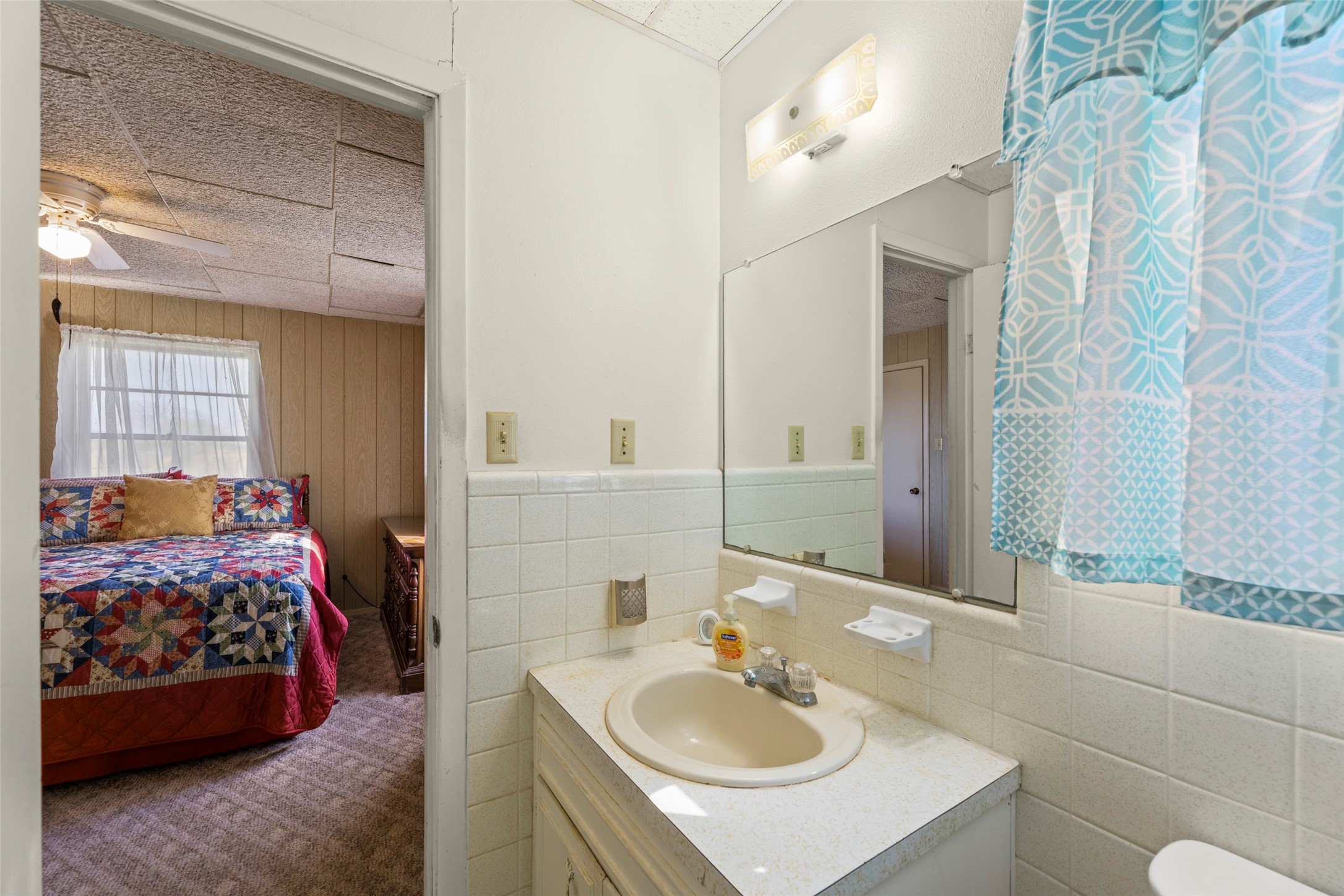 1542 Pilcik Road, Orchard, TX 77435
