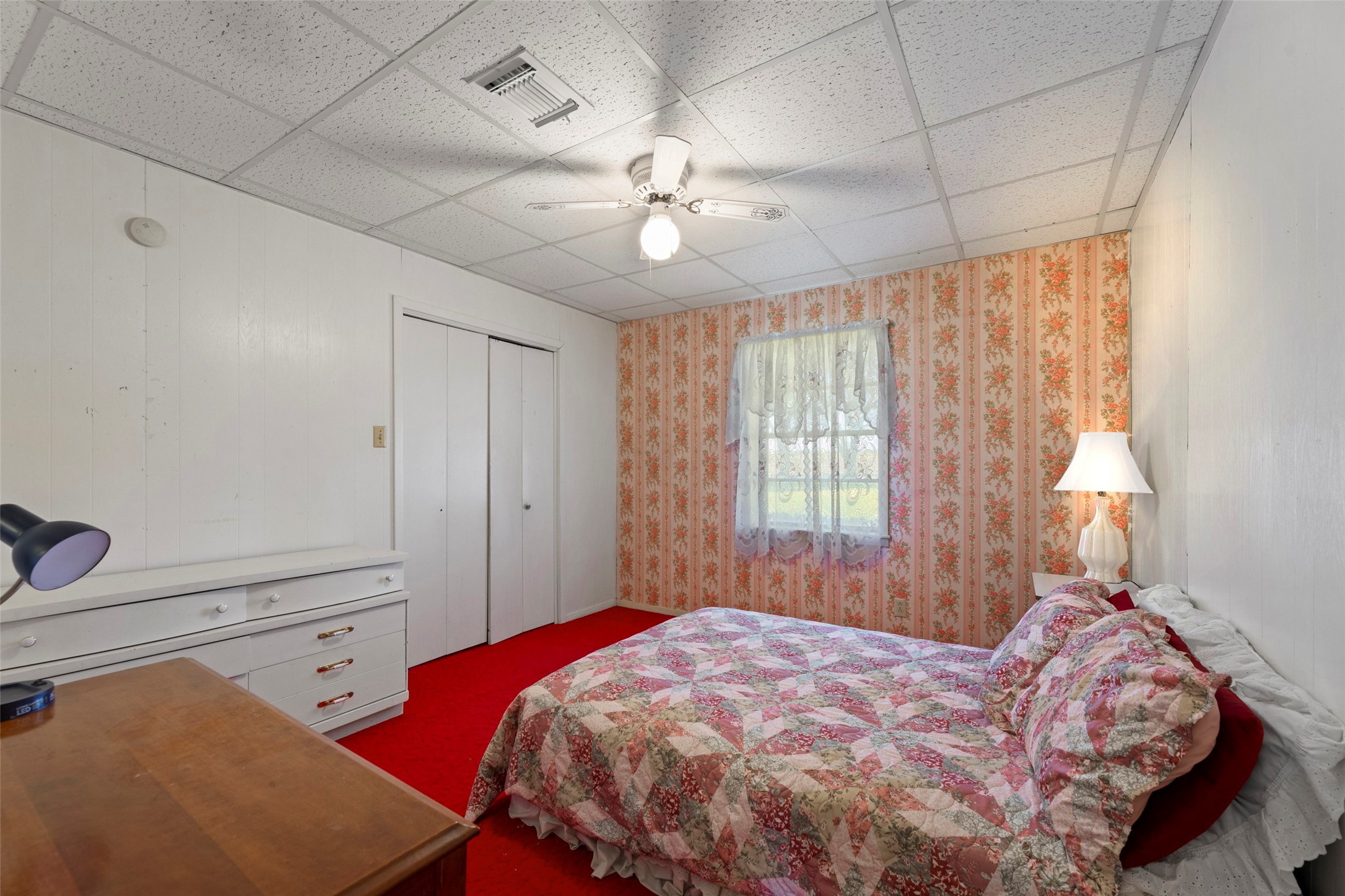Guest bedroom #1