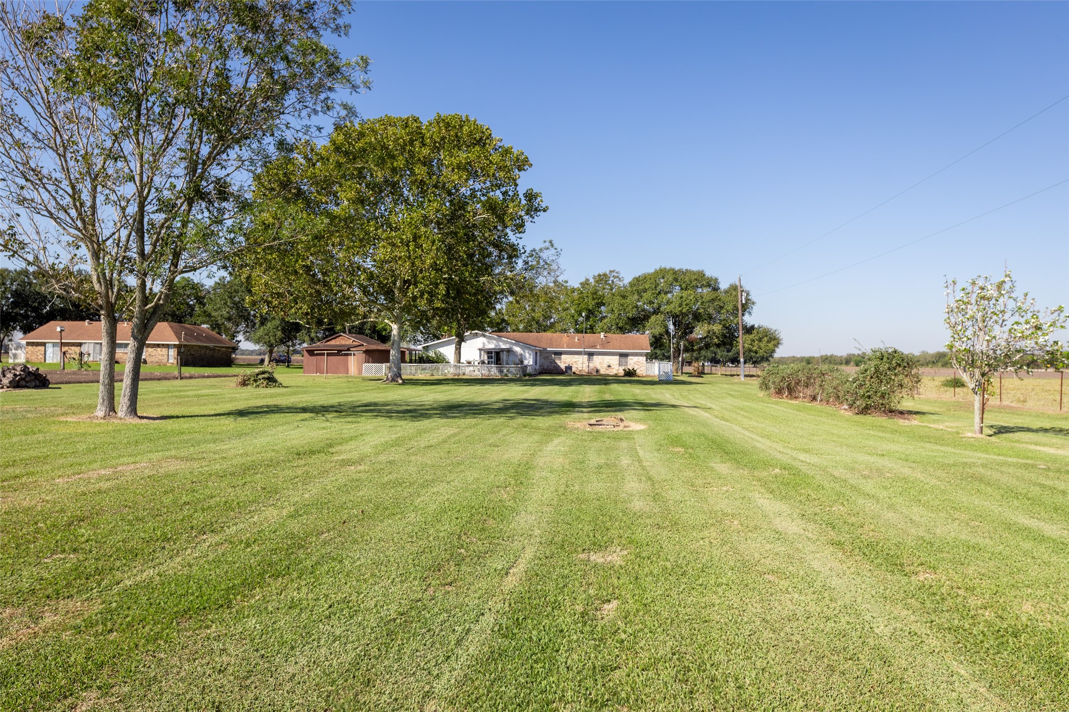 1542 Pilcik Road, Orchard, TX 77435