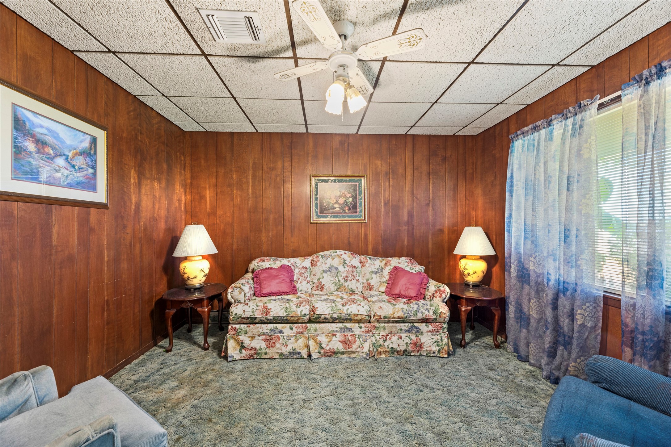Formal living room or home office.