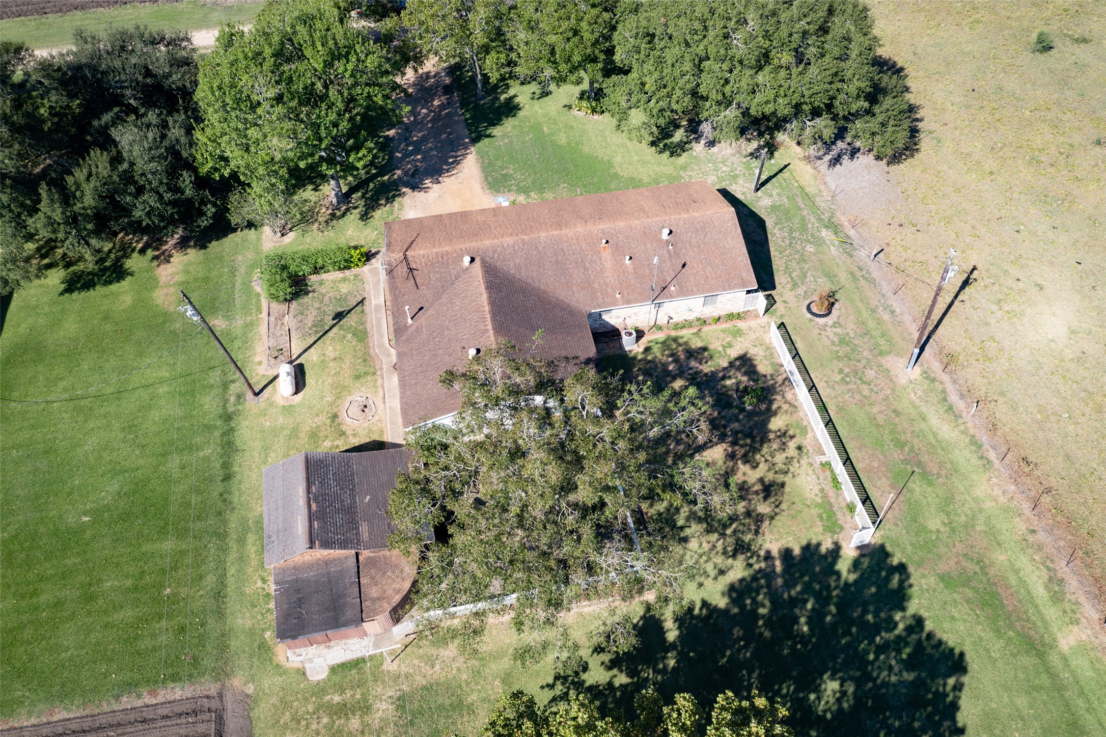 1542 Pilcik Road, Orchard, TX 77435