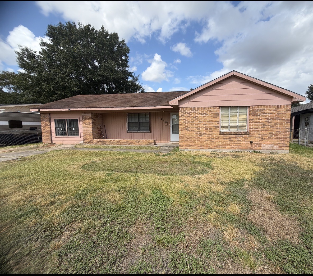 147 Victoria Drive, Houston, TX 77022 147 Victoria Drive, Houston, TX 77022