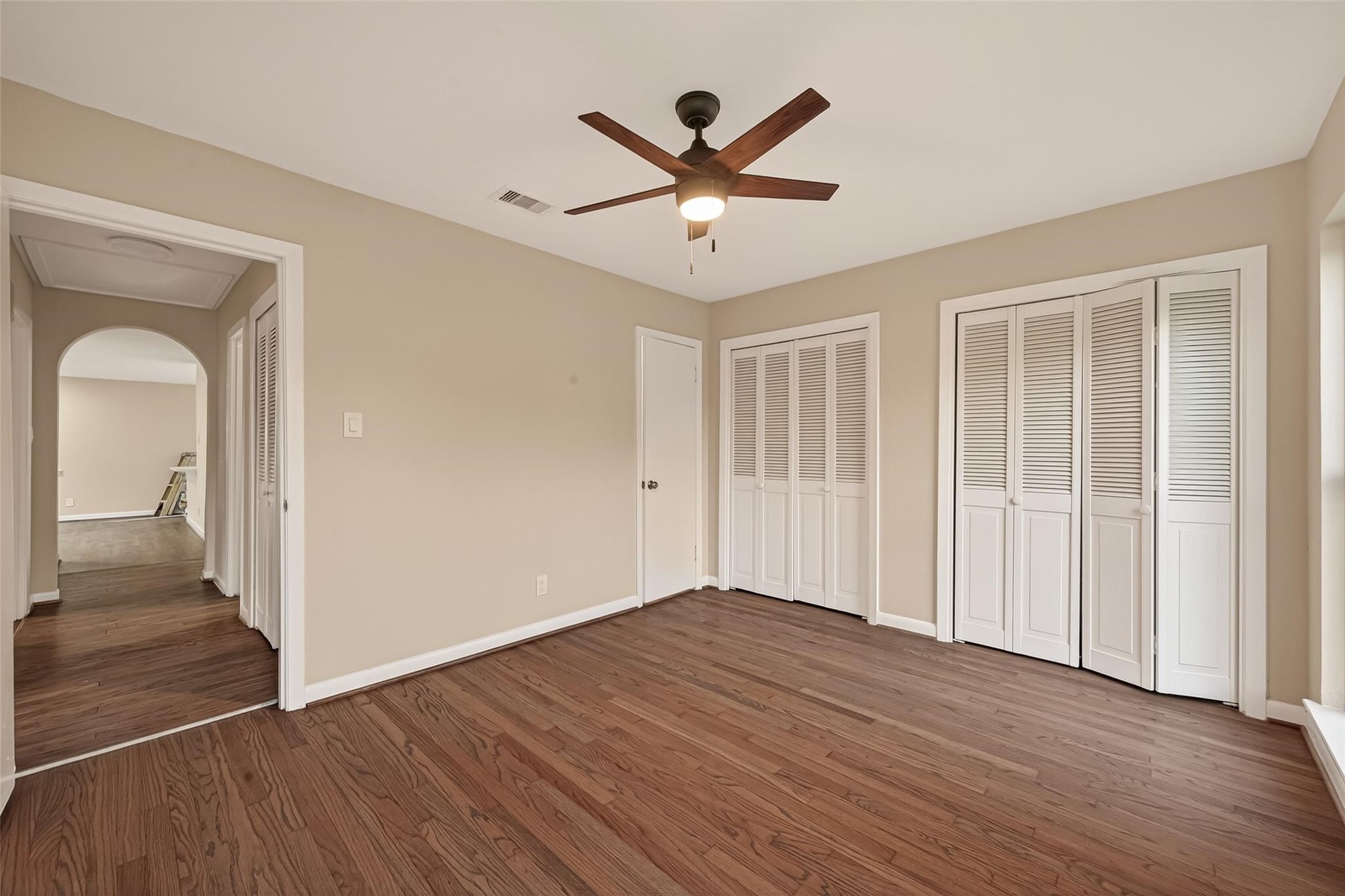 11206 Huggins Drive, Houston, TX 77035