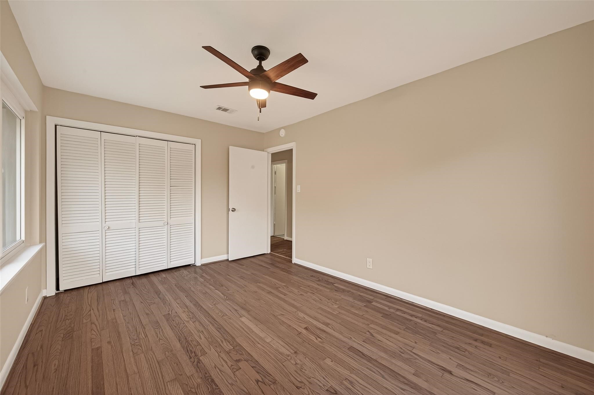 11206 Huggins Drive, Houston, TX 77035