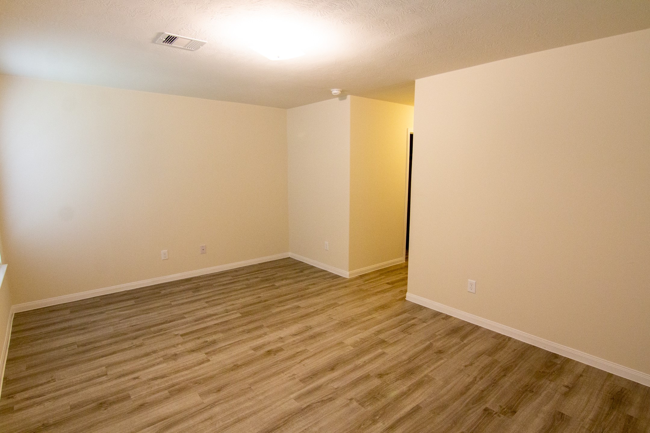 Photos may be representative of the floor plan and not the exact home. Finishes, layout, and features of the actual property for lease may vary.