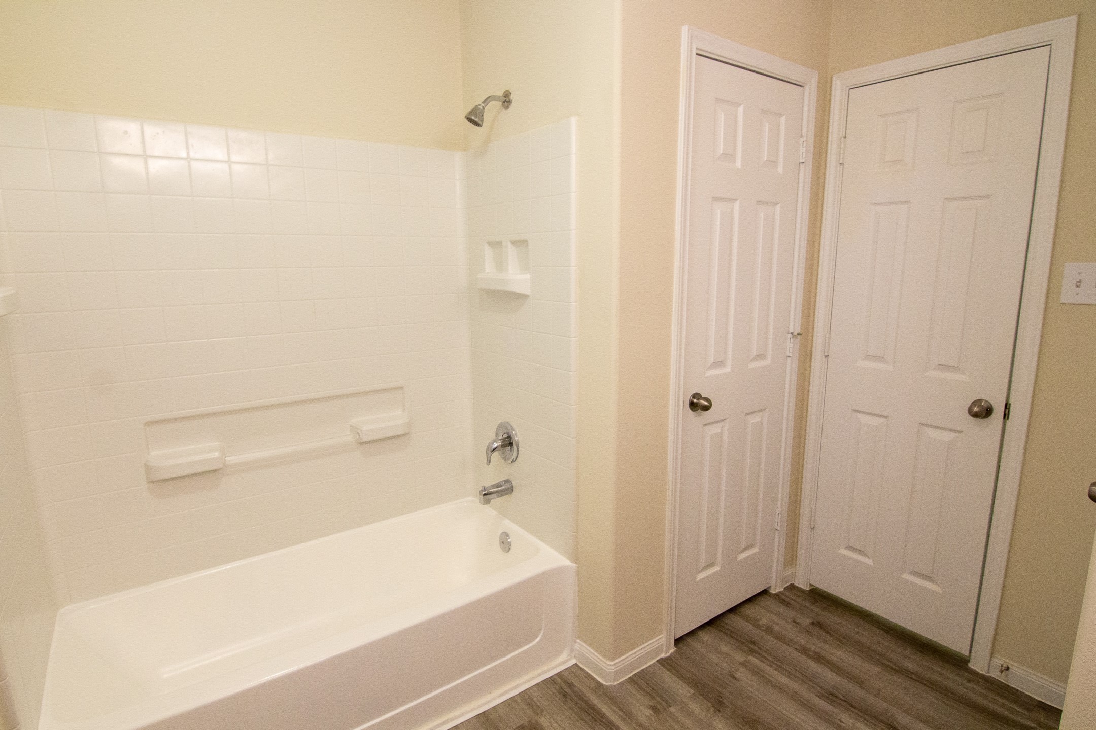 Photos may be representative of the floor plan and not the exact home. Finishes, layout, and features of the actual property for lease may vary.