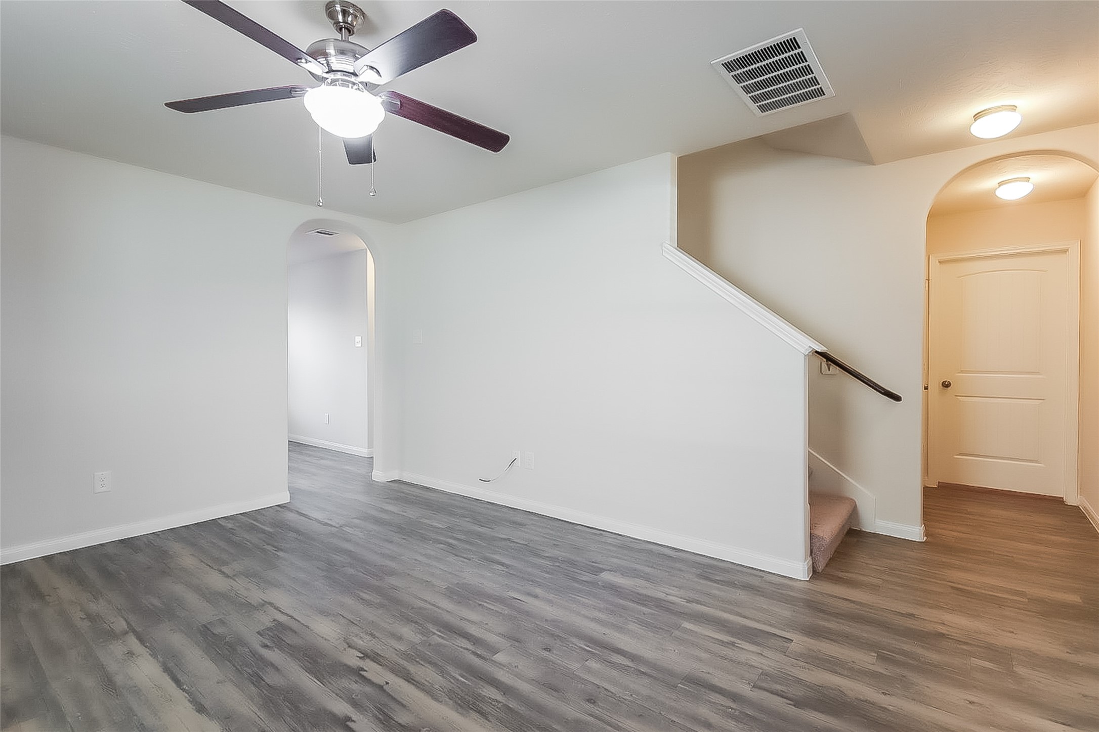 Photos may be representative of the floor plan and not the exact home. Finishes, layout, and features of the actual property for lease may vary.