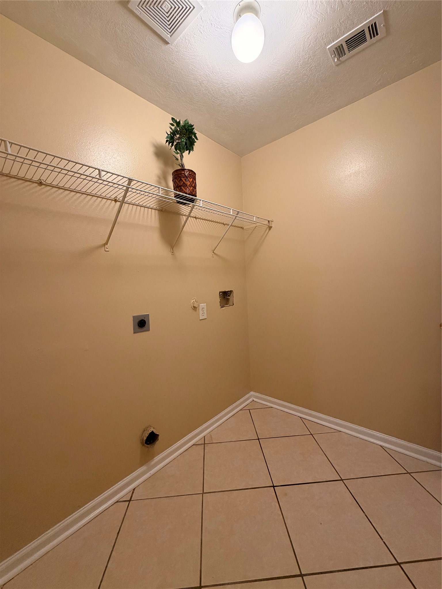 19935 Laurel Trail Drive, Cypress, TX 77433